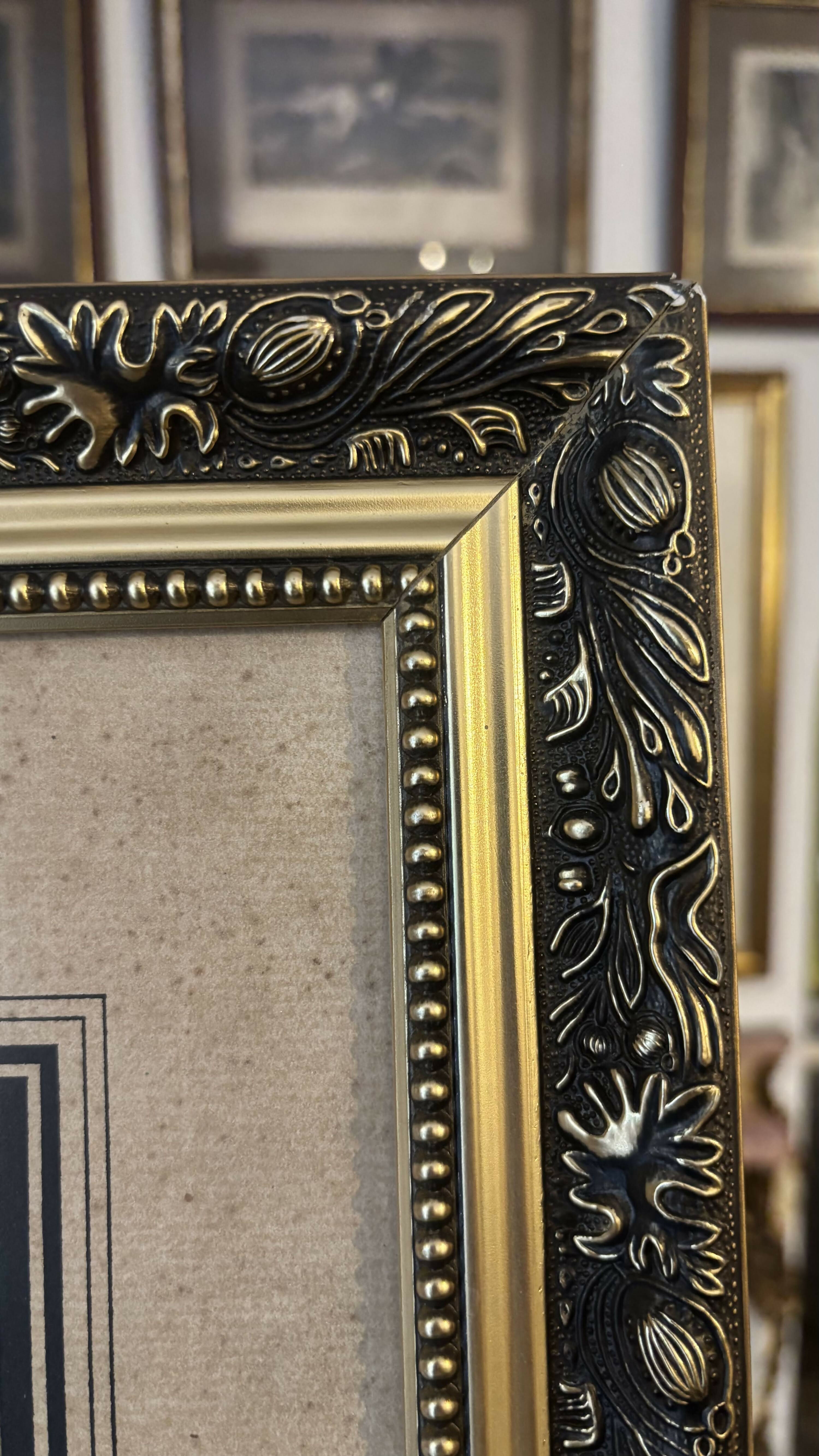 Gravura Floral Antiga com moldura ornamentada