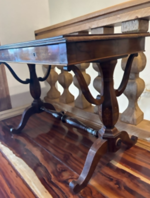 Mesa Escrivaninha em Jacarandá com Marchetaria