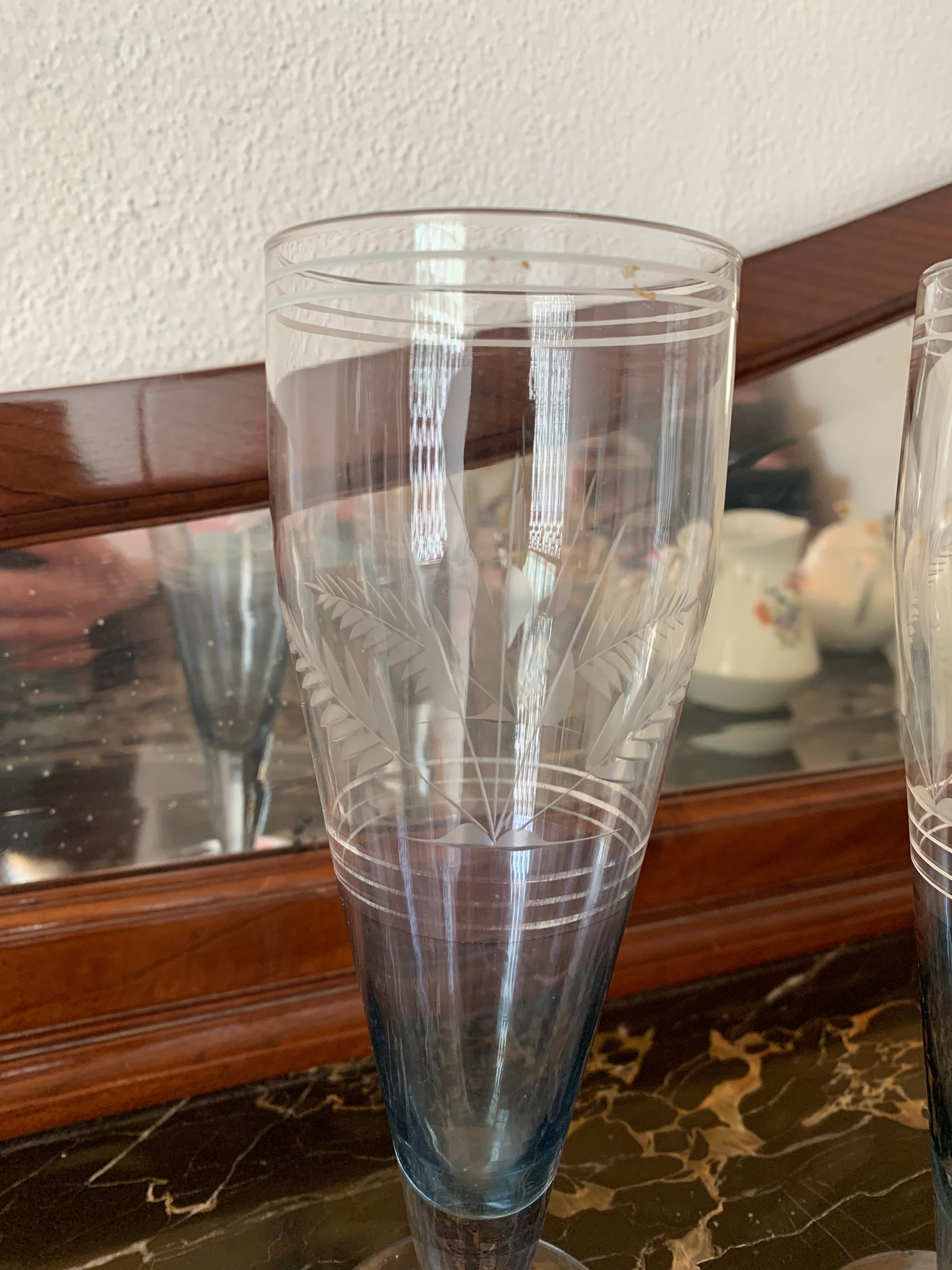 Par de Taças altas em demi cristal lapidadas anos 50