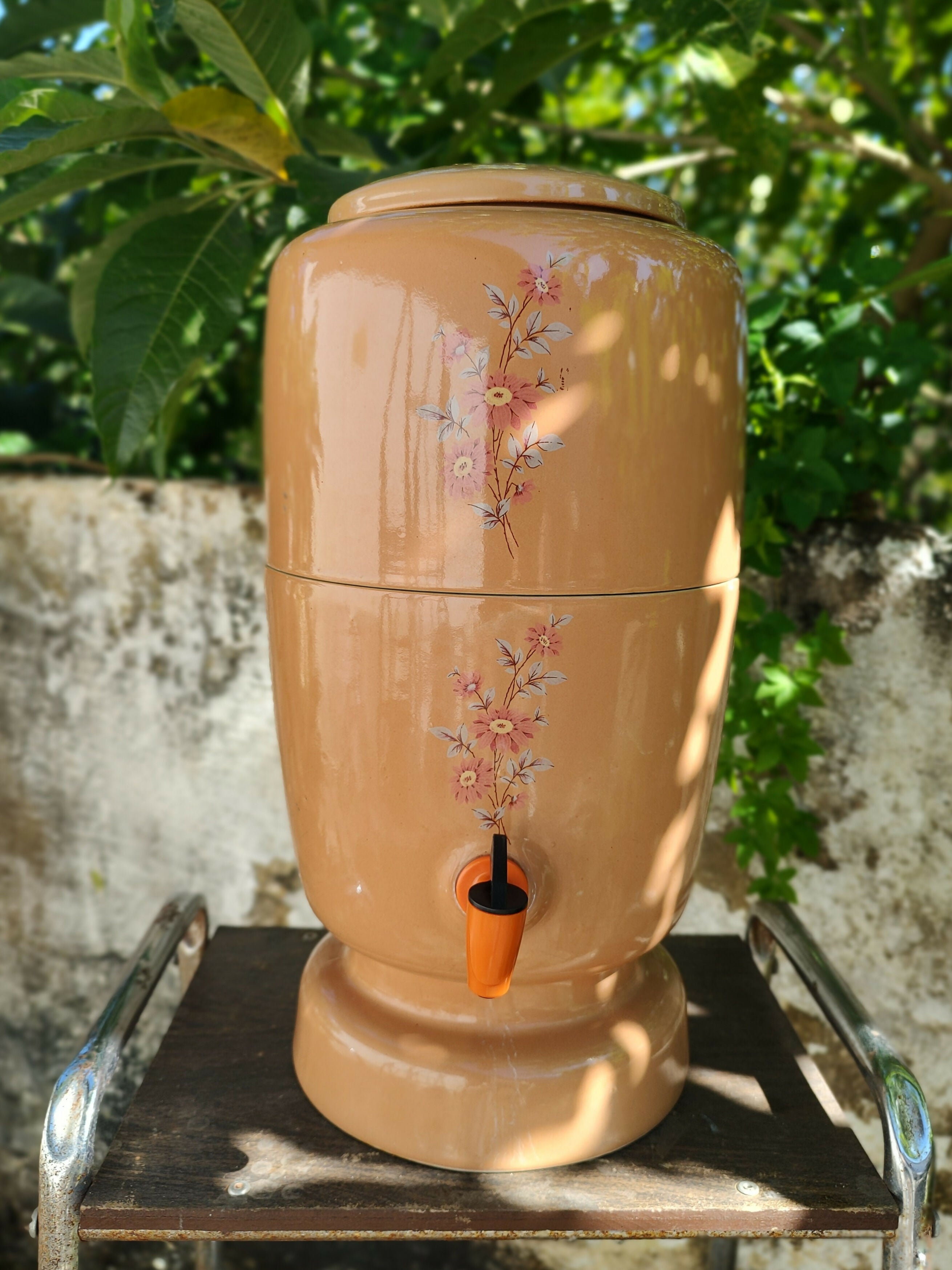 Antigo (e maravilhoso!) Filtro Pozzani em porcelana Marrom com motivos florais - funcionando direitinho!