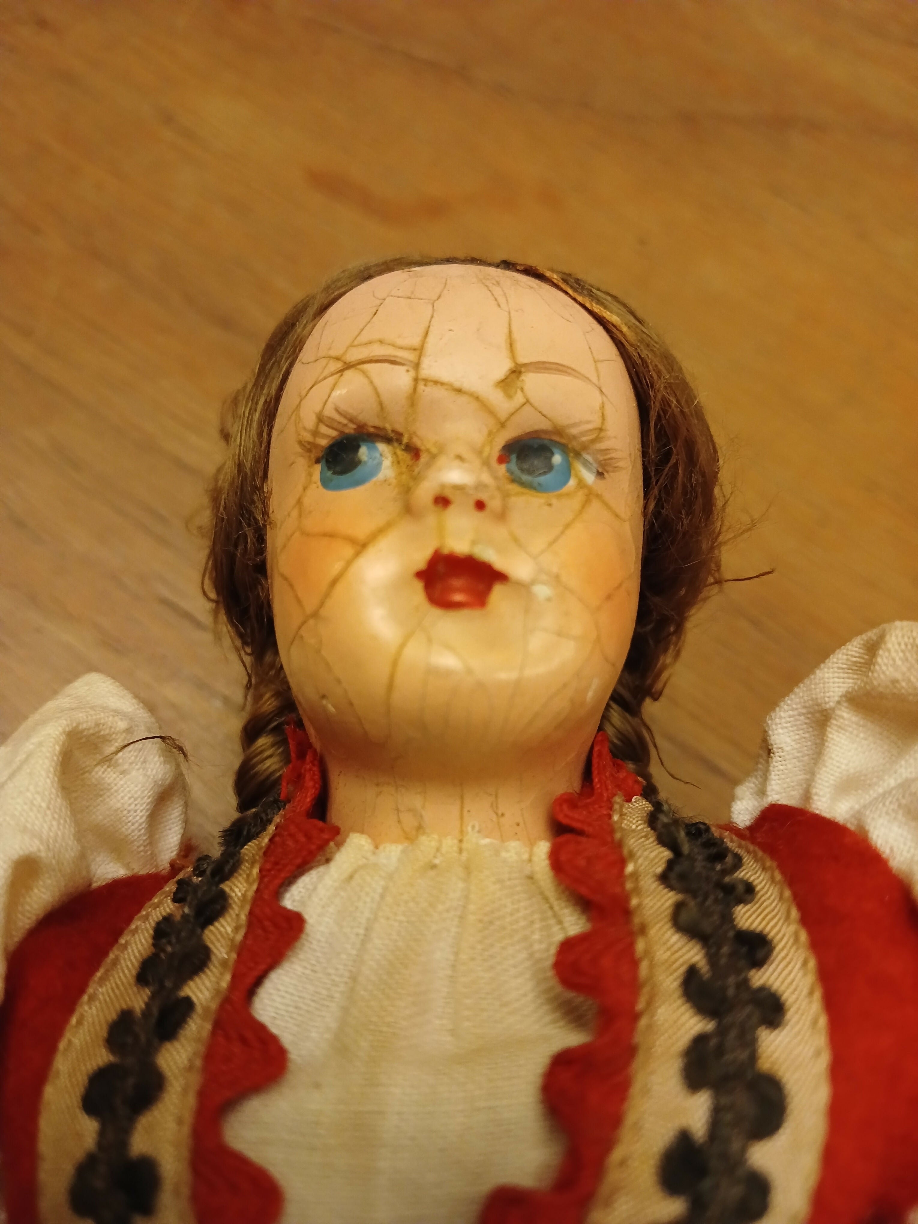 Par de bonecas antigas europeias