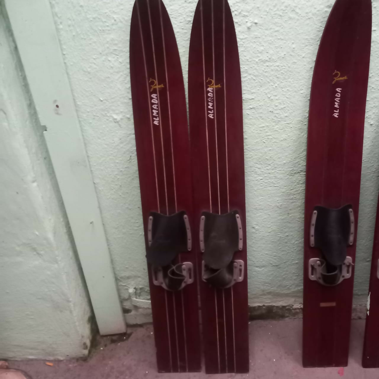 Ski de madeira (valor do par)