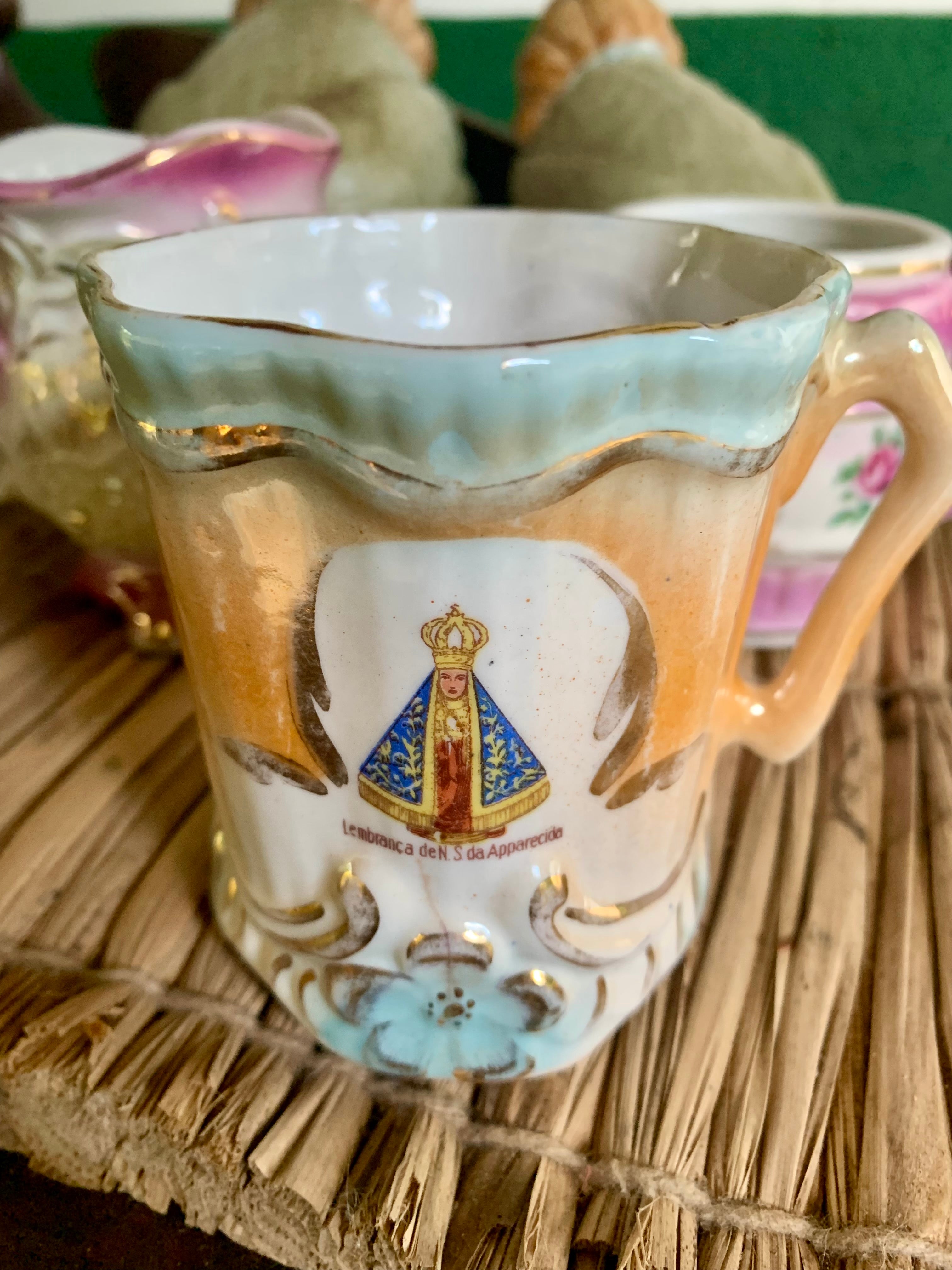 Canecas antigas em porcelana Nossa Senhora Aparecida (valor unitário) 