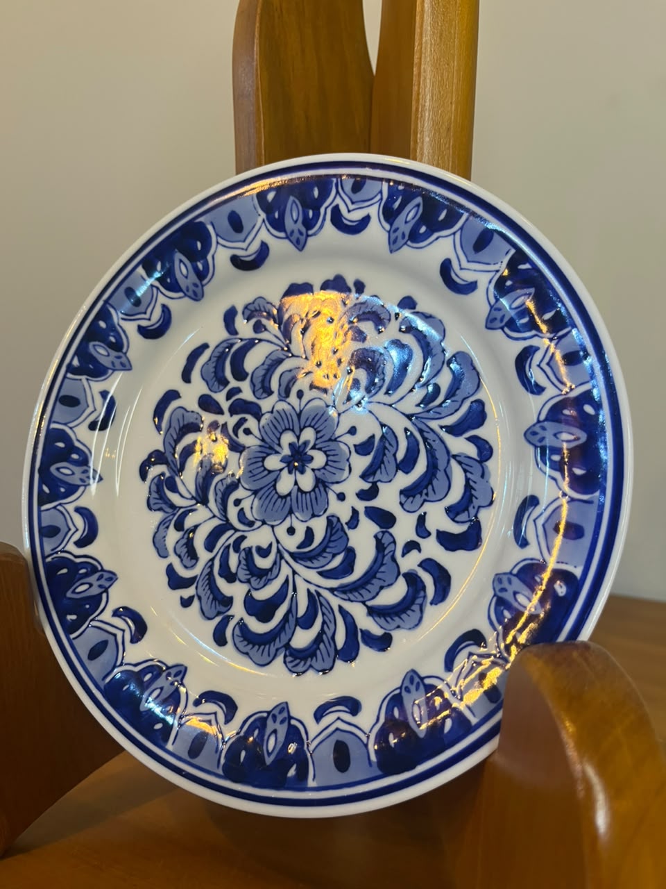 Pratos Decorativos em Porcelana Azul e Branco (valor unitário) 