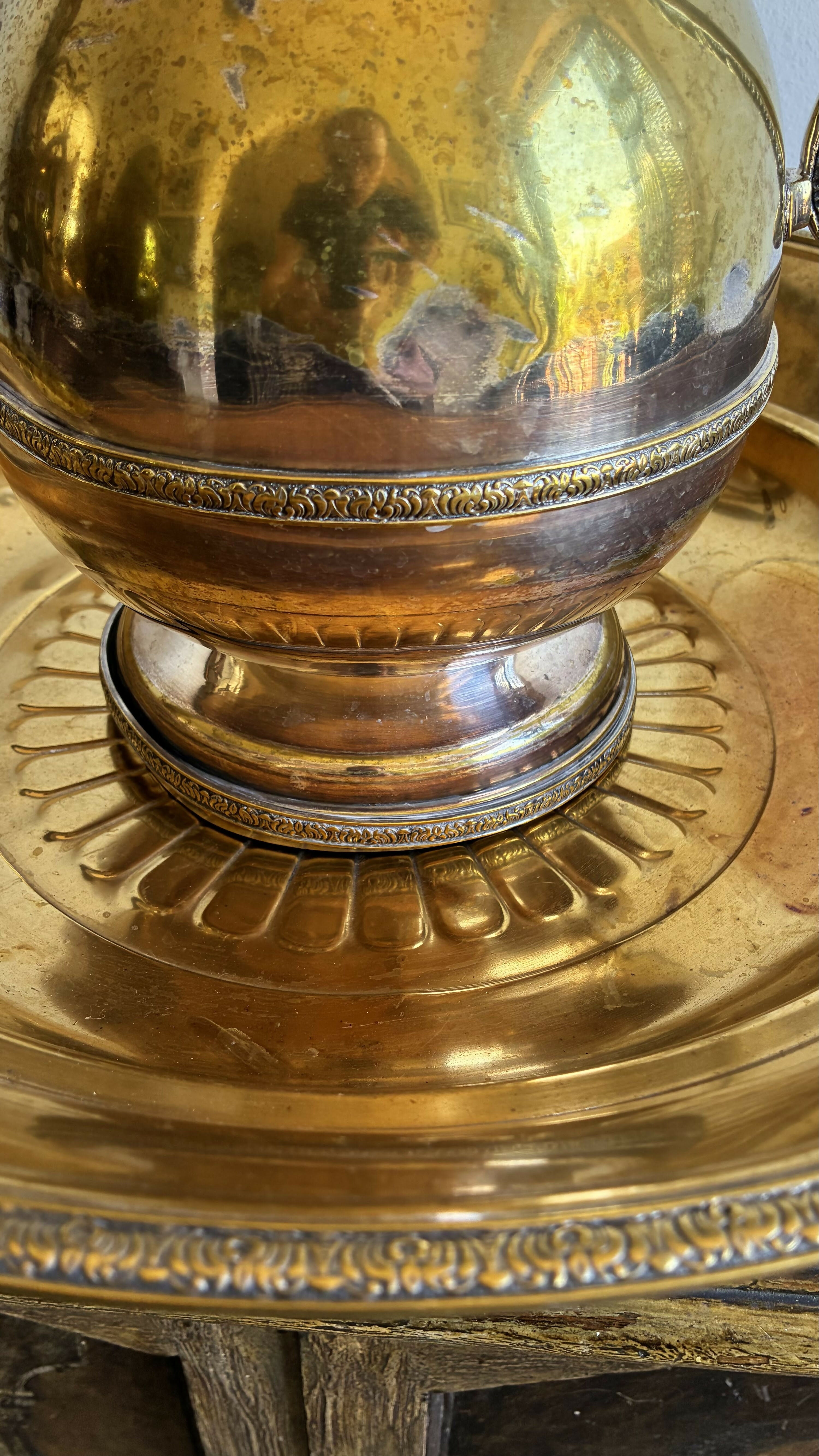 Gomil Antigo Dourado