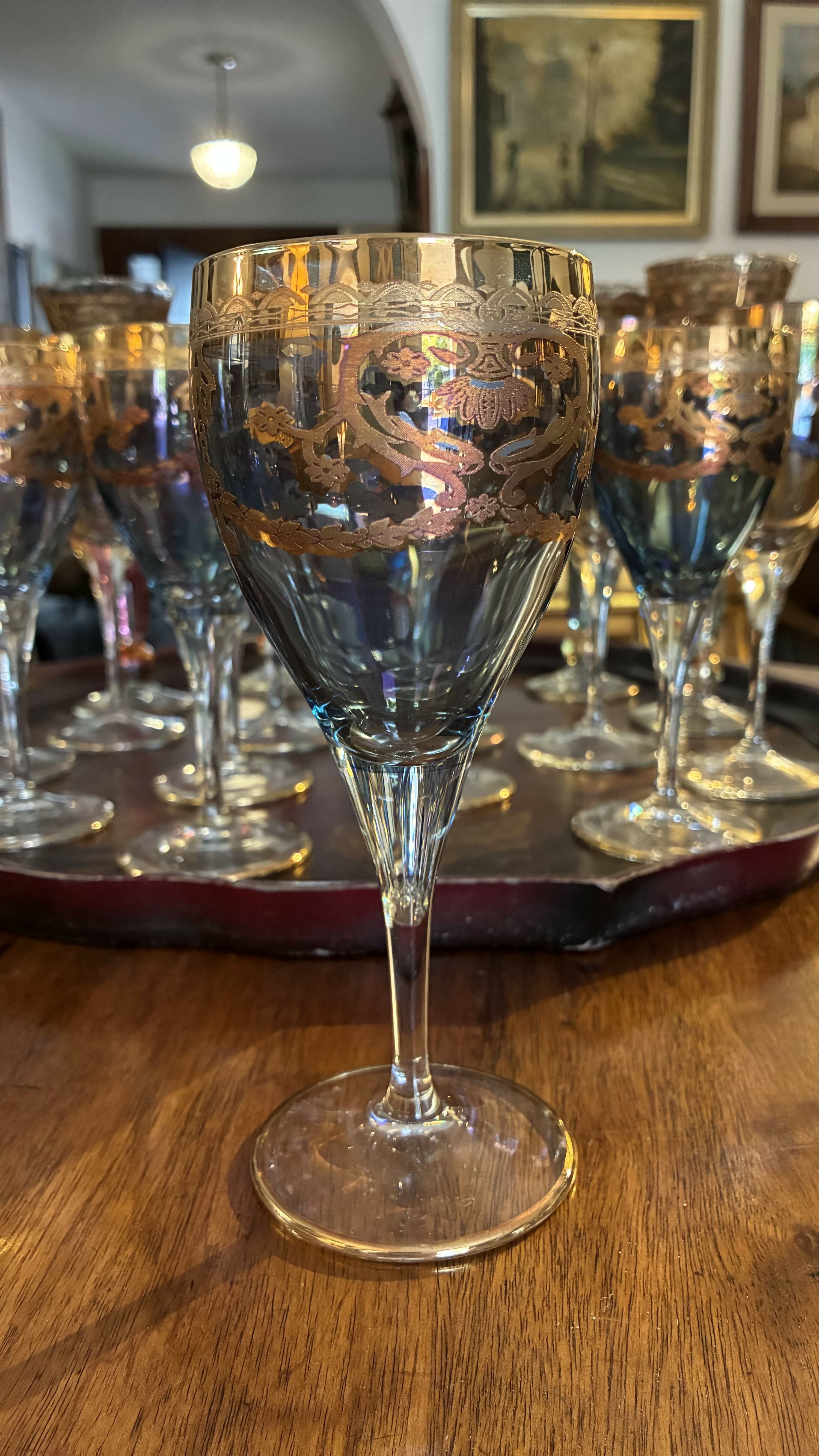 Taças tulipas antigas em cristal colorido (valor unitário)