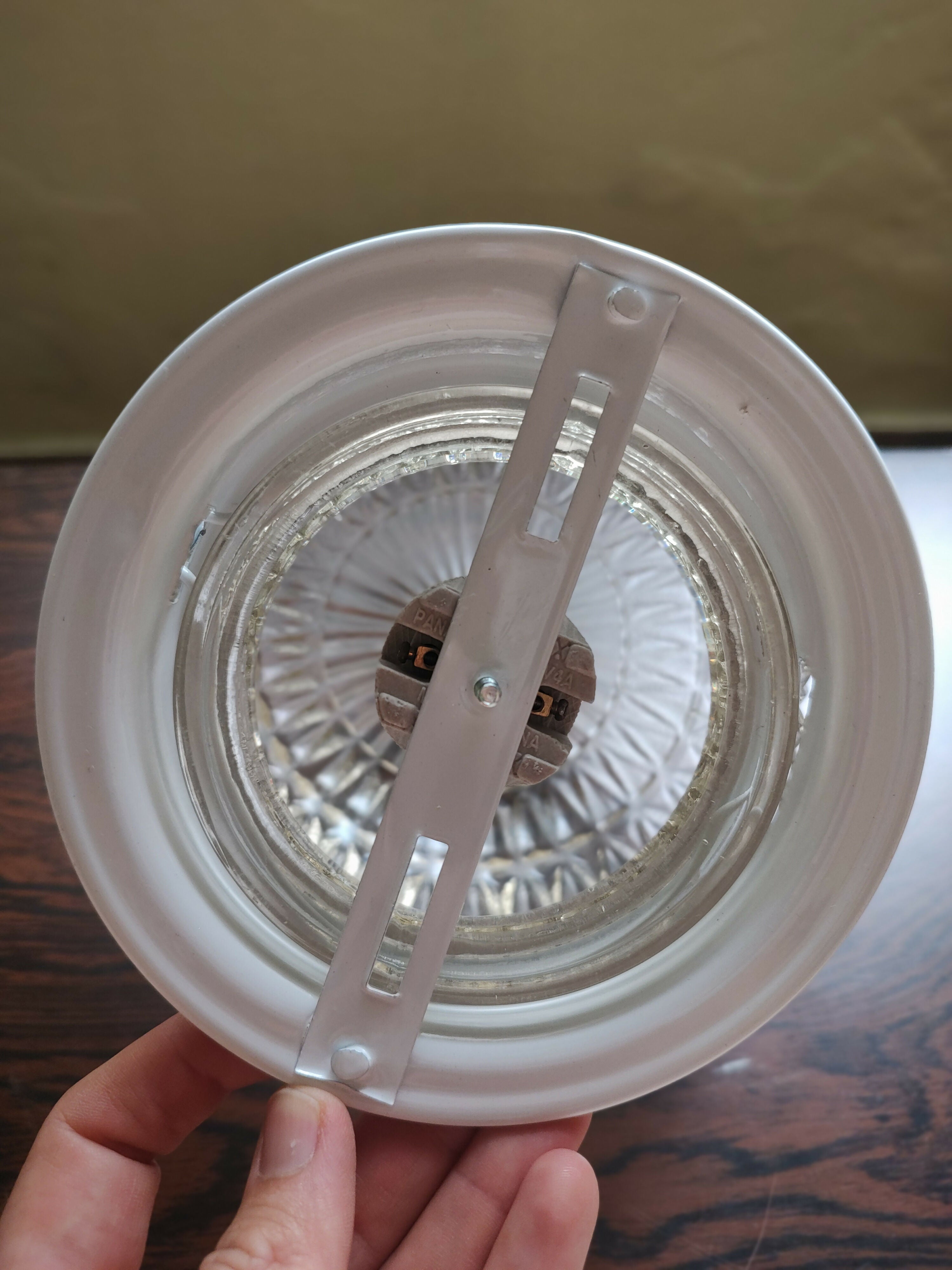 Antiga Cúpula / Lustre / Luminária Globo em vidro texturizado com bocal e plafon novos (modelos diversos)