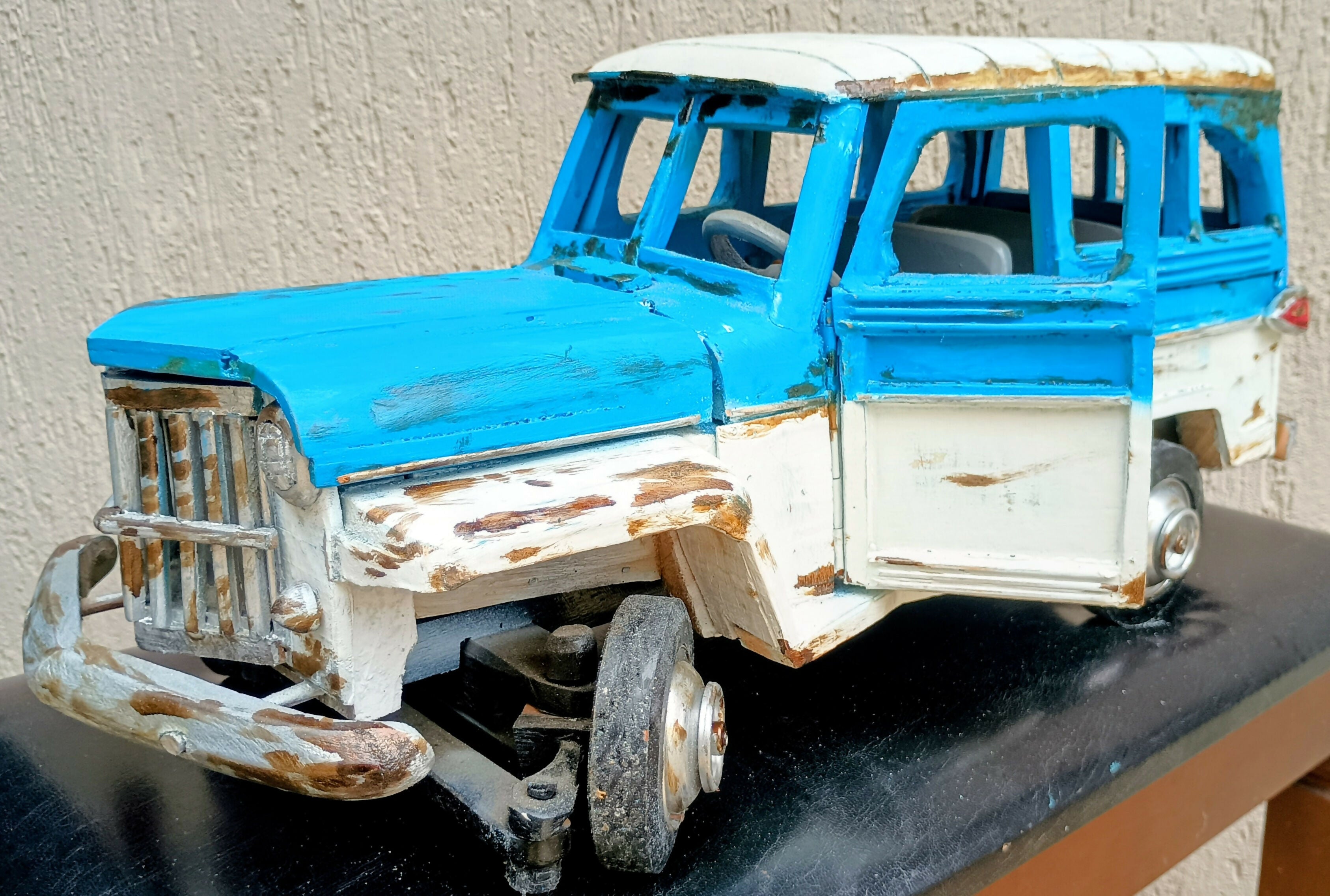 Grande Réplica Rural Willys artesanal