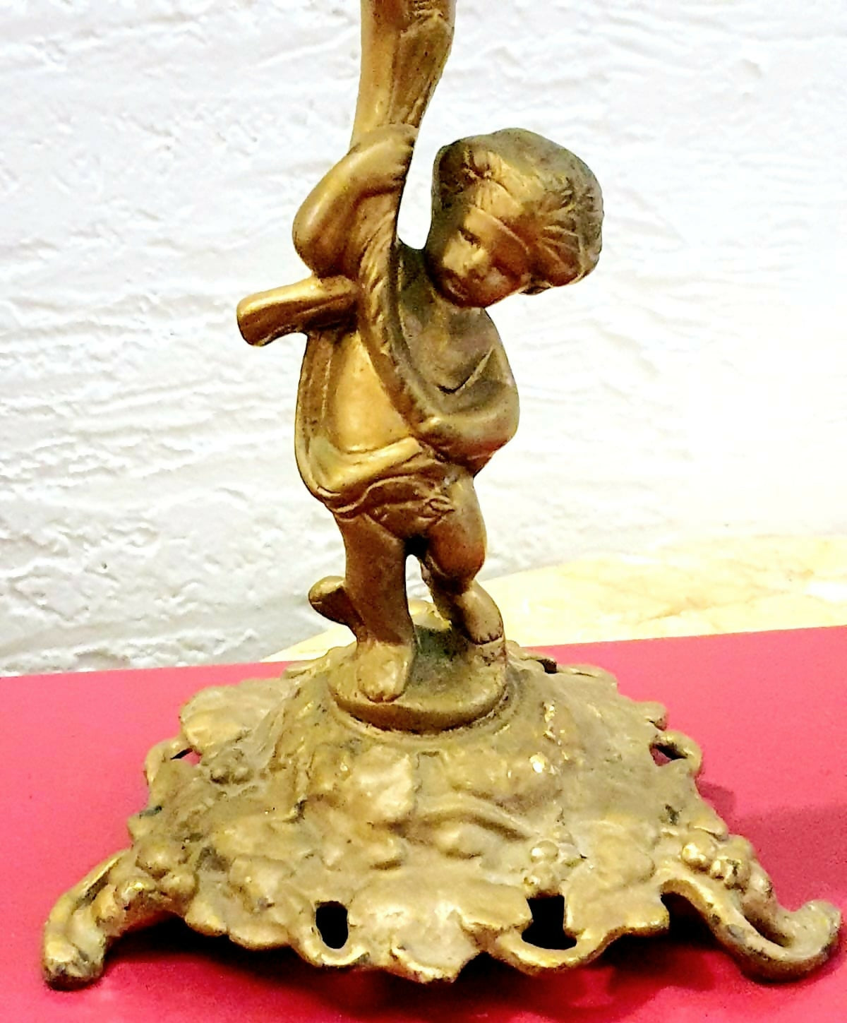 Par de castiçais em bronze maciço com espaço para 3 lúmens. Lindos!