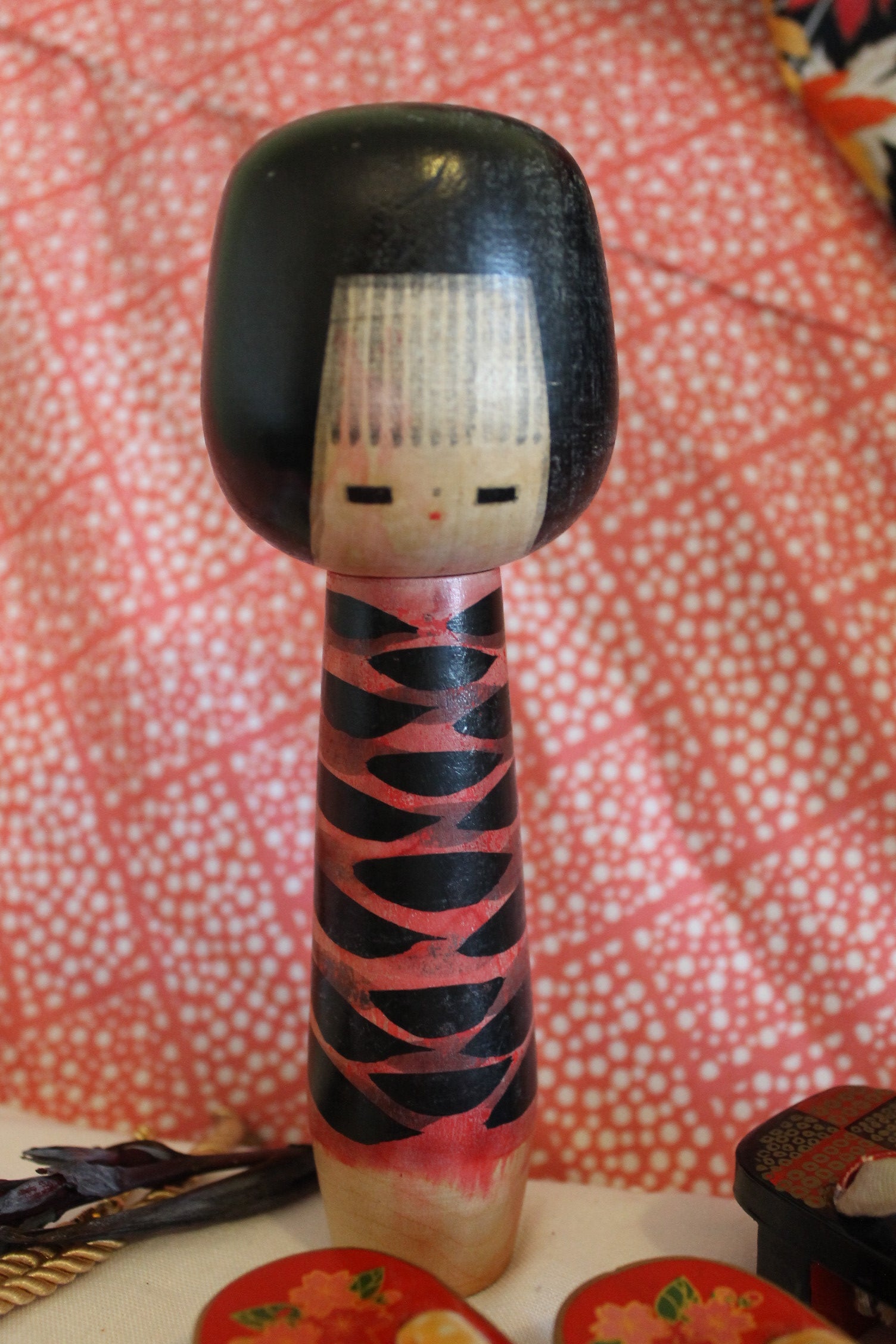RARIDADE Boneca “kokeshi” de Hideo Ishihara - trazida do Japão