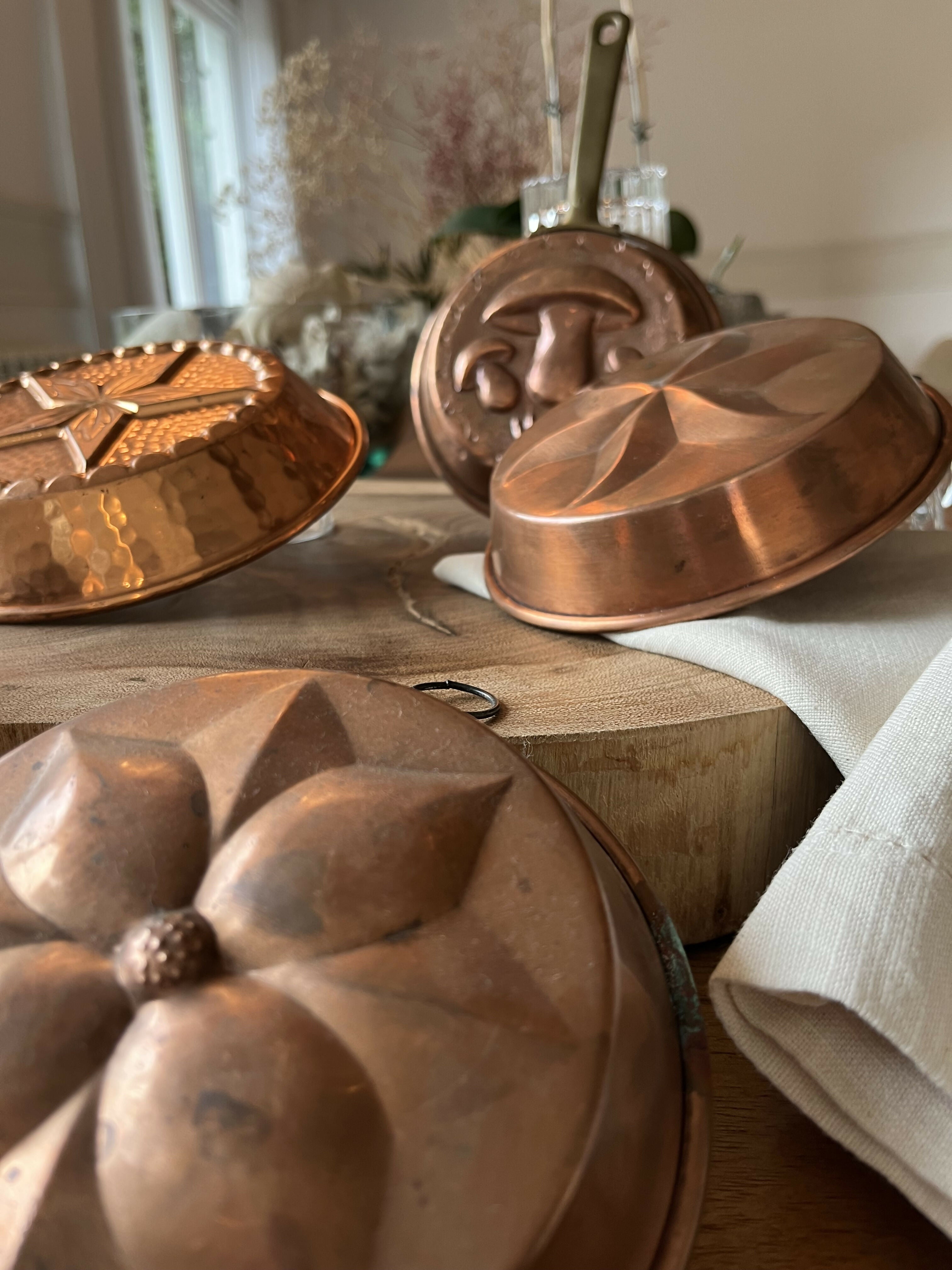 Grande Coleção Italiana de moldes de Cobre Garimpados em Feira de Antiguidades na Itália
