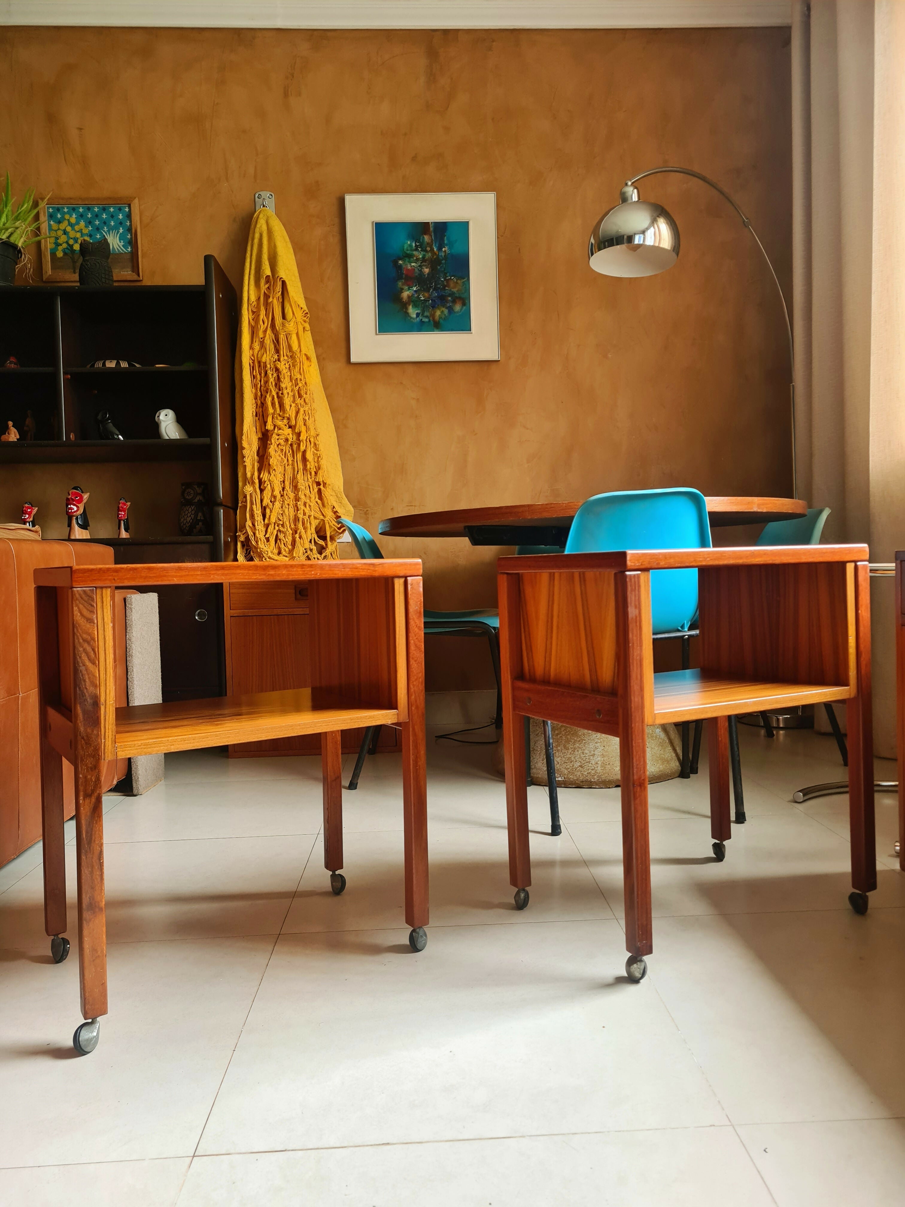 Par de mesas laterais dos anos 60