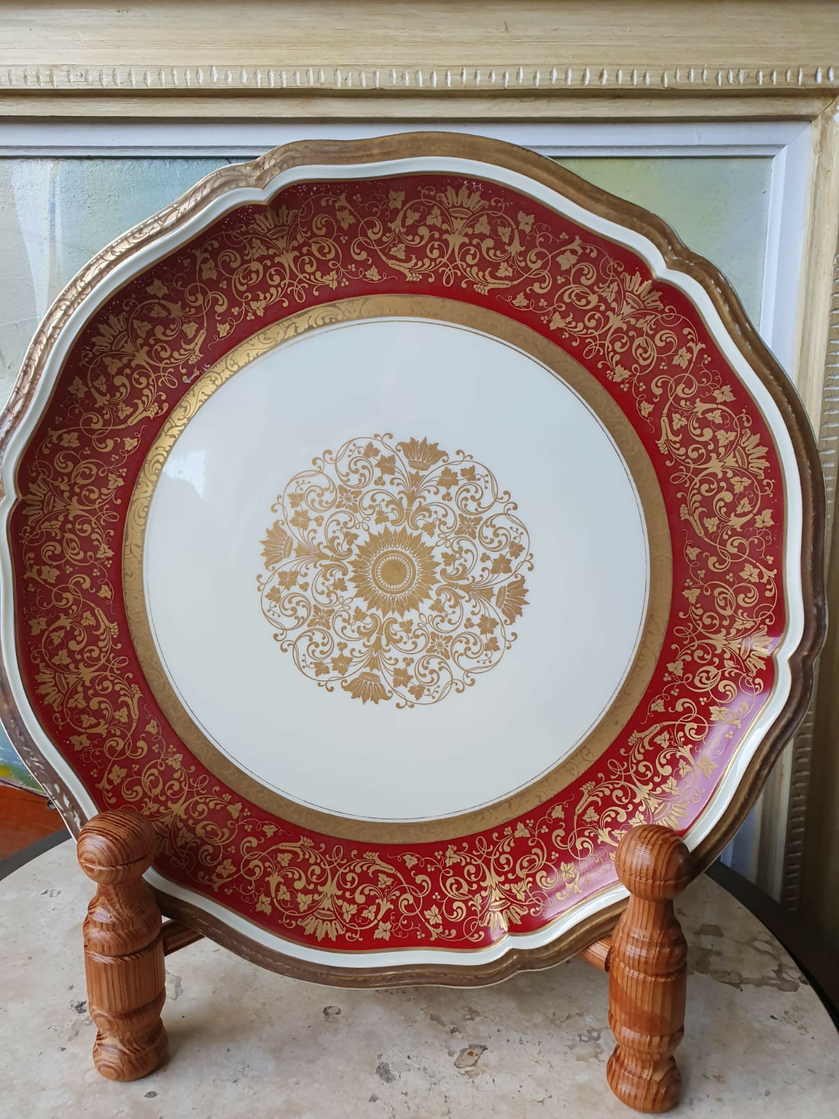 Antigo Medalhão em porcelana alemã Rosenthal