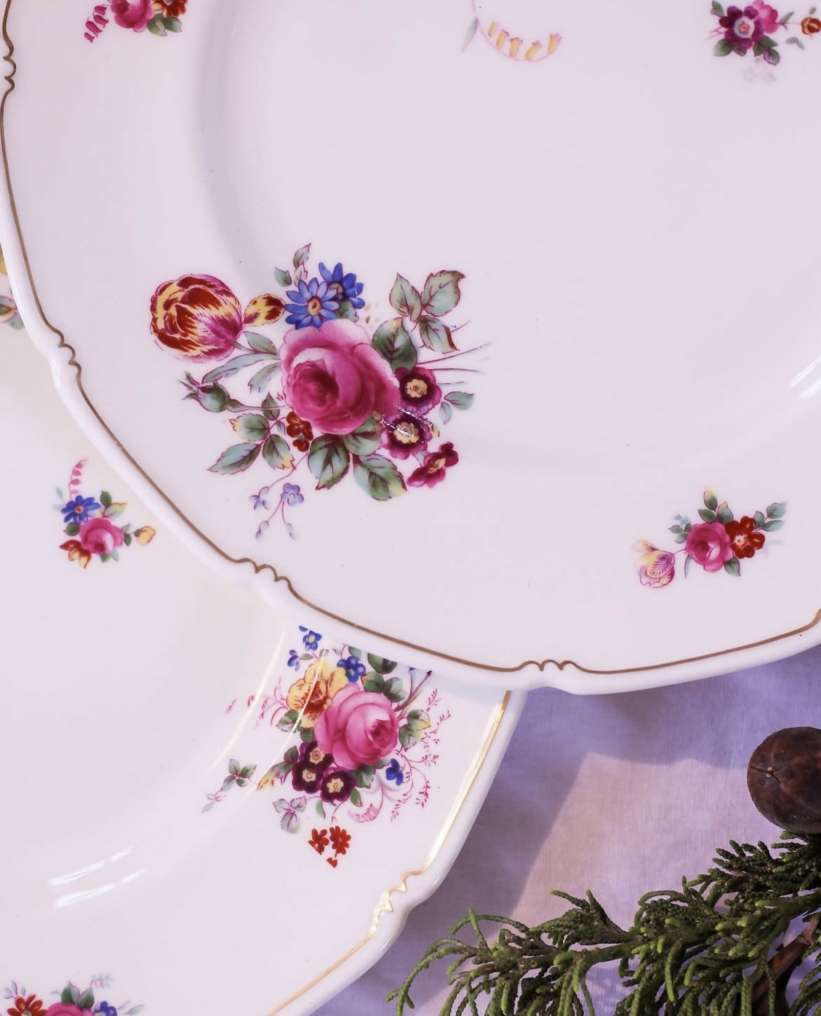 Pratos ingleses Royal Doulton