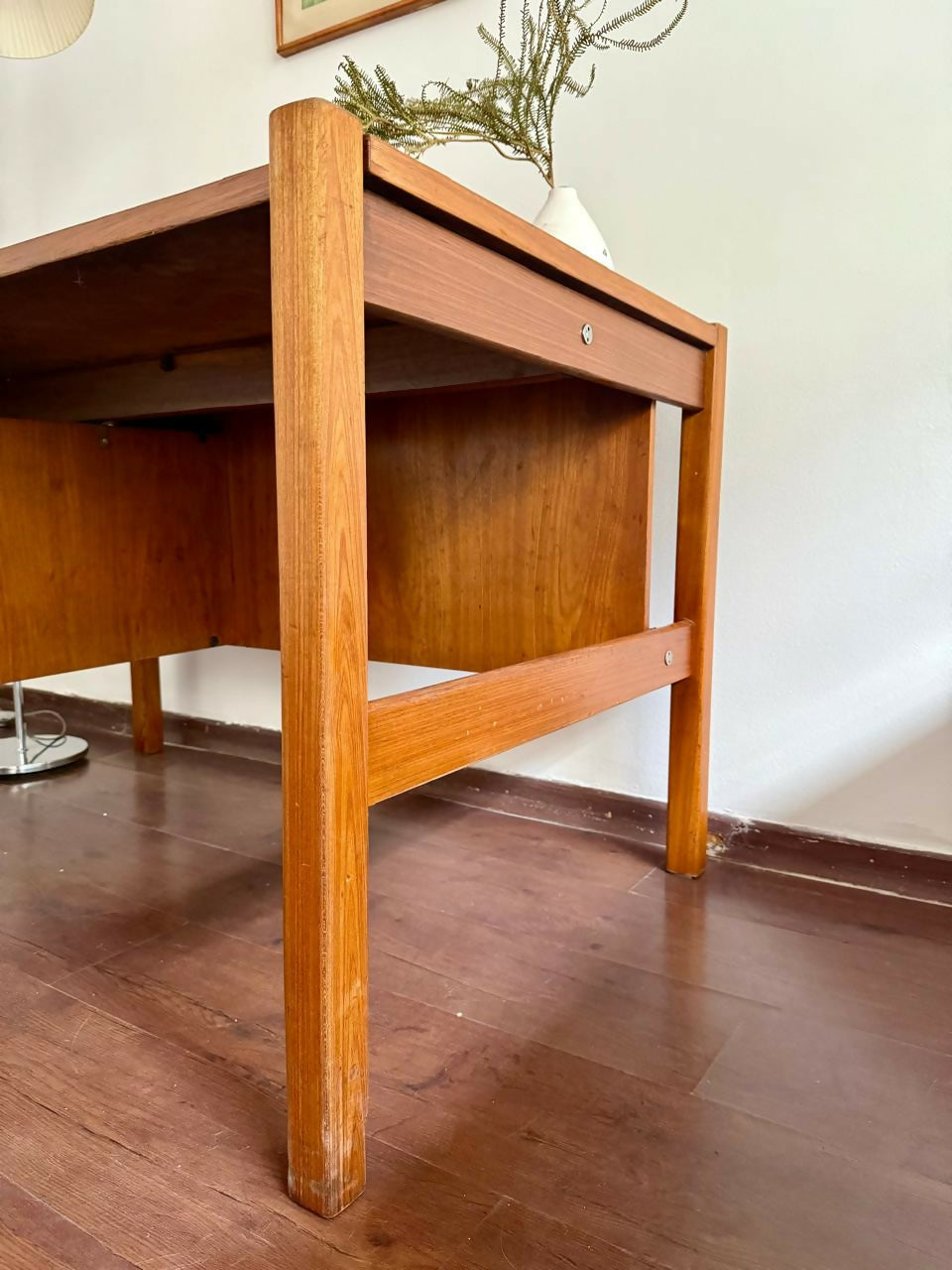 Mesa de escritório / escrivaninha Jorge Zalszupin para L`Atelier