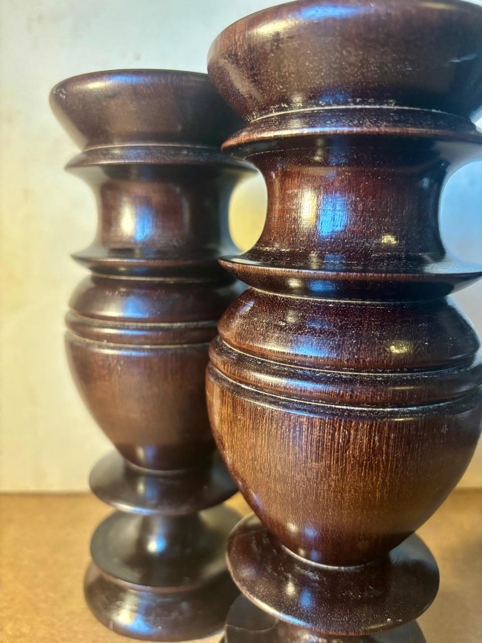 Par de vasos torneados em jacarandá maciço (DMCPS_092)