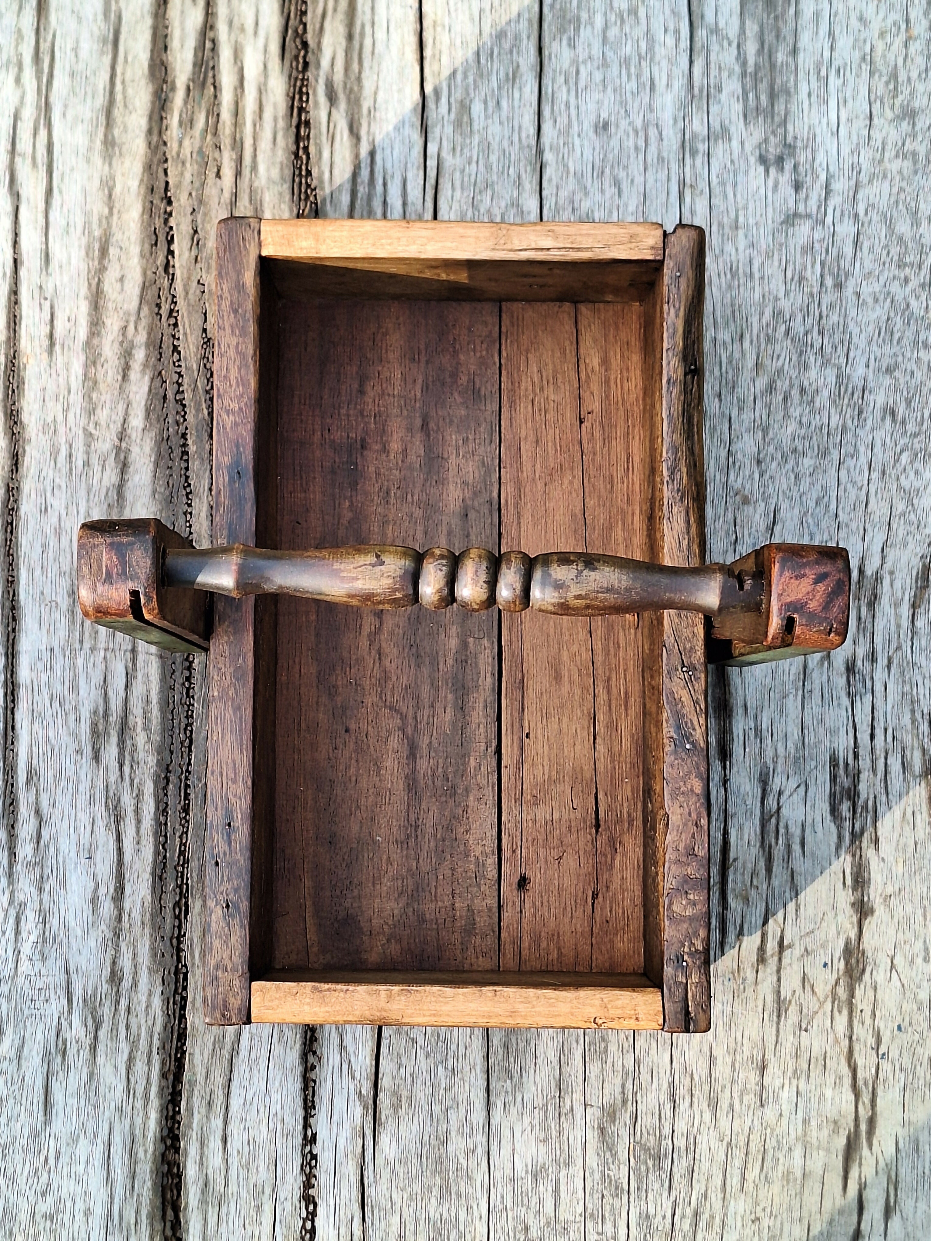 Caixa De Ferramenta Antiga Madeira Maciça Garimpo Mineiro