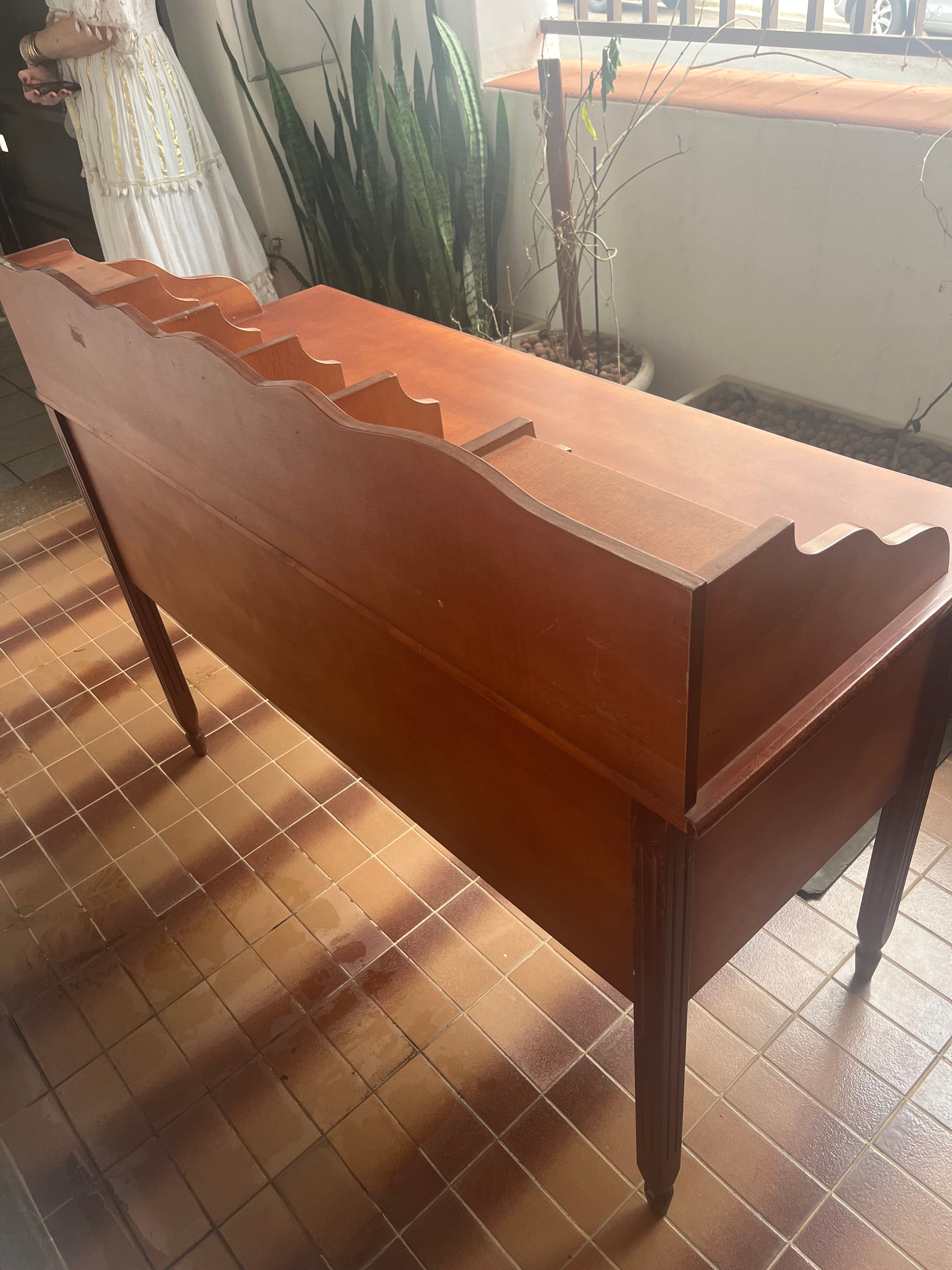 ESCRIVANINHA DE MOGNO ANTIGA