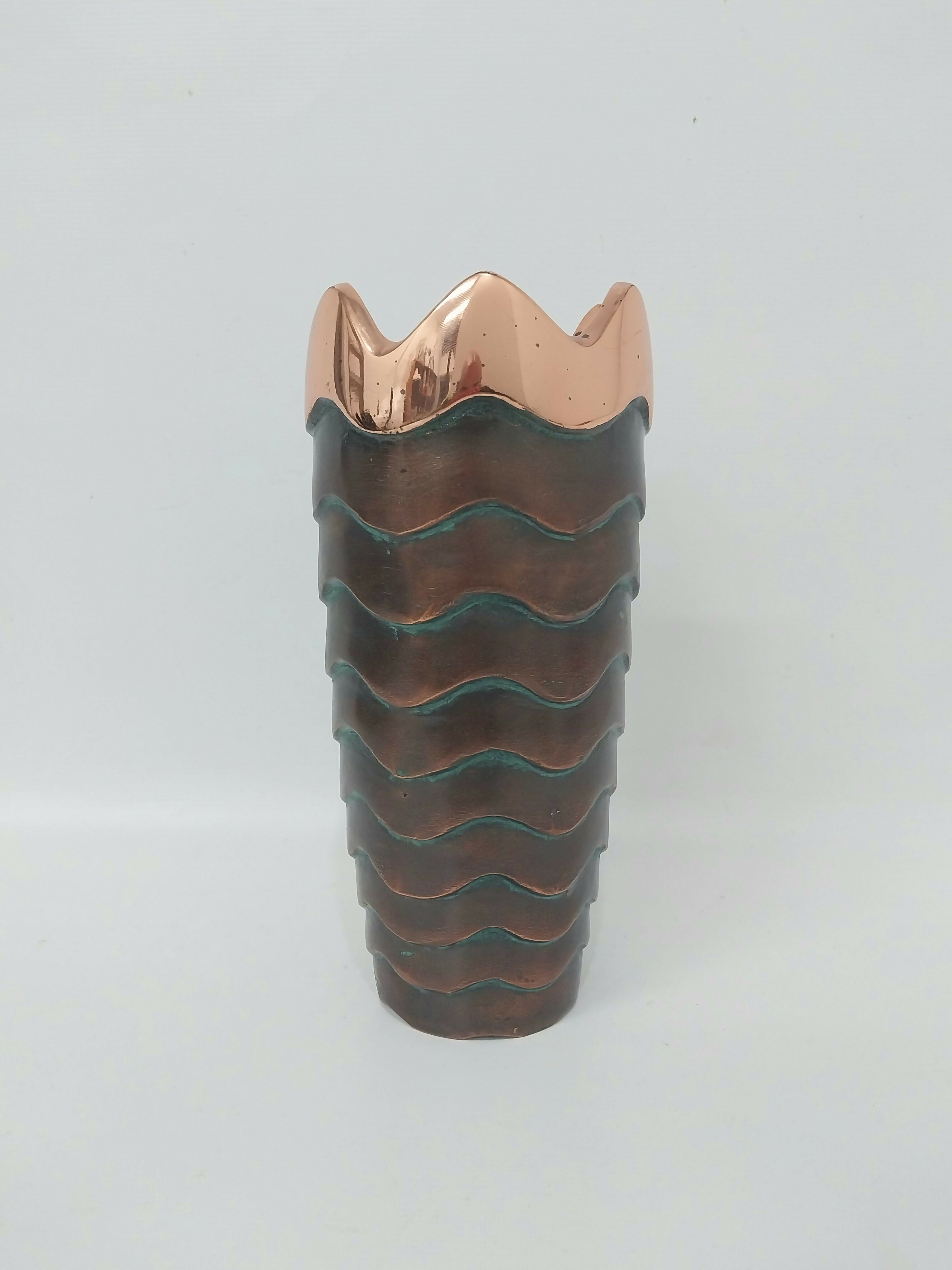 Vaso em cobre Art Deco Copper Canyon Nambe