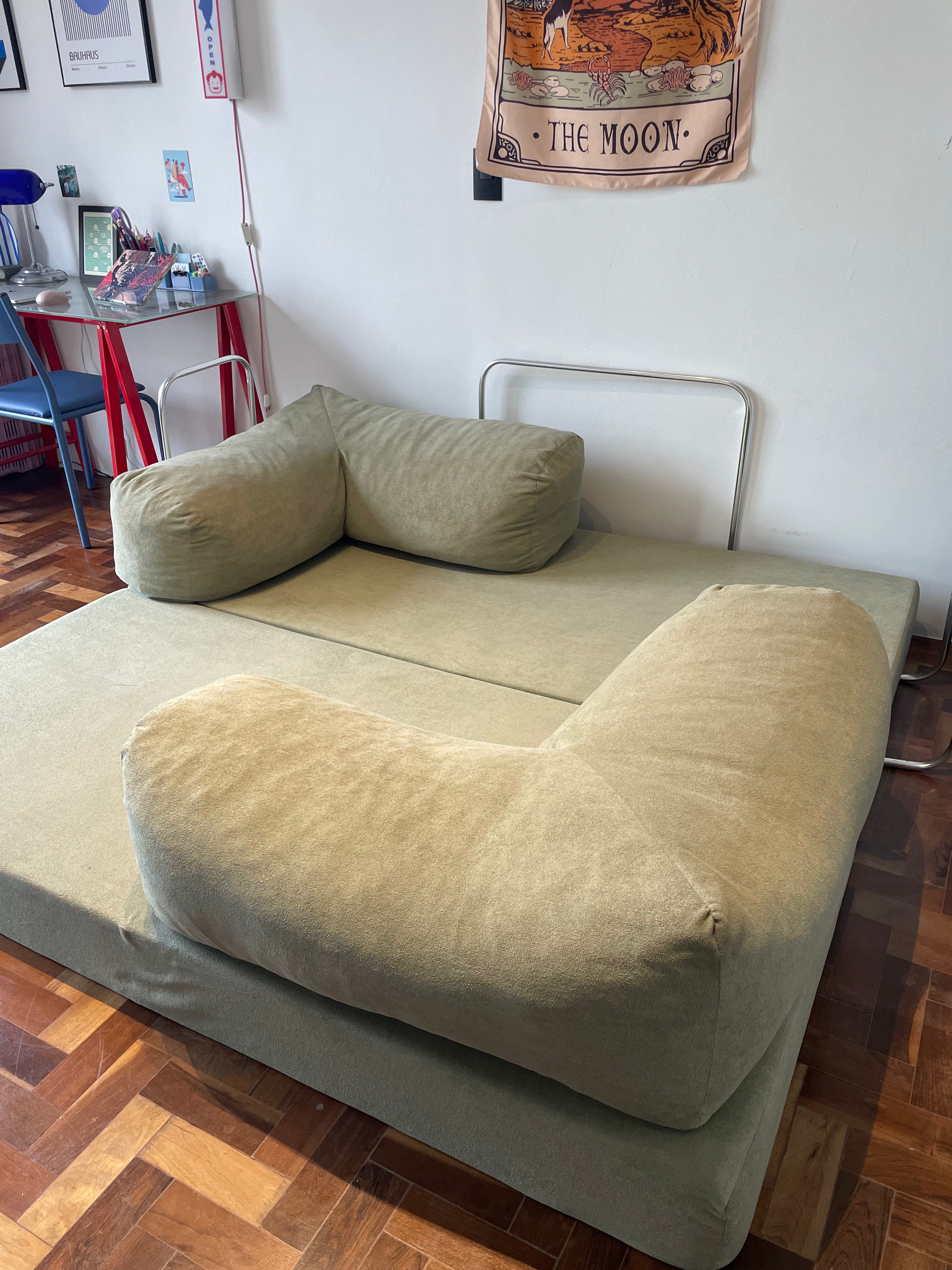 Sofá Cama Valley em tecido verde Bouclé 