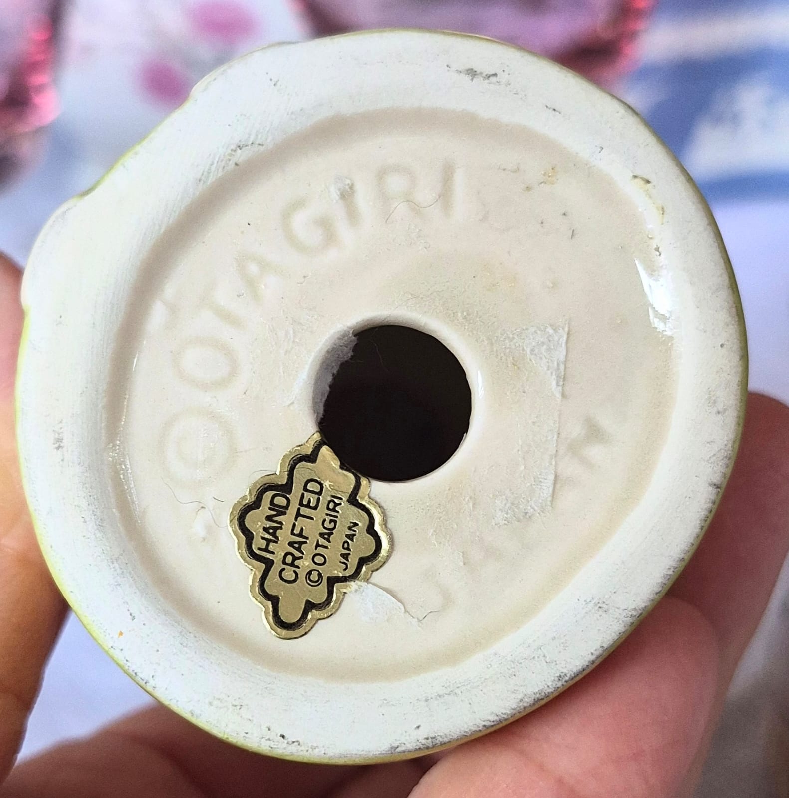 Conjunto de saleiro e pimenteiro em porcelana vintage japonesa Otagiri em formato de Ursinhos perfeitos.
