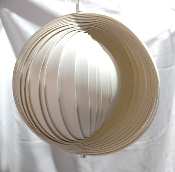 Luminária pendente Eclipse - Maurício Klabin