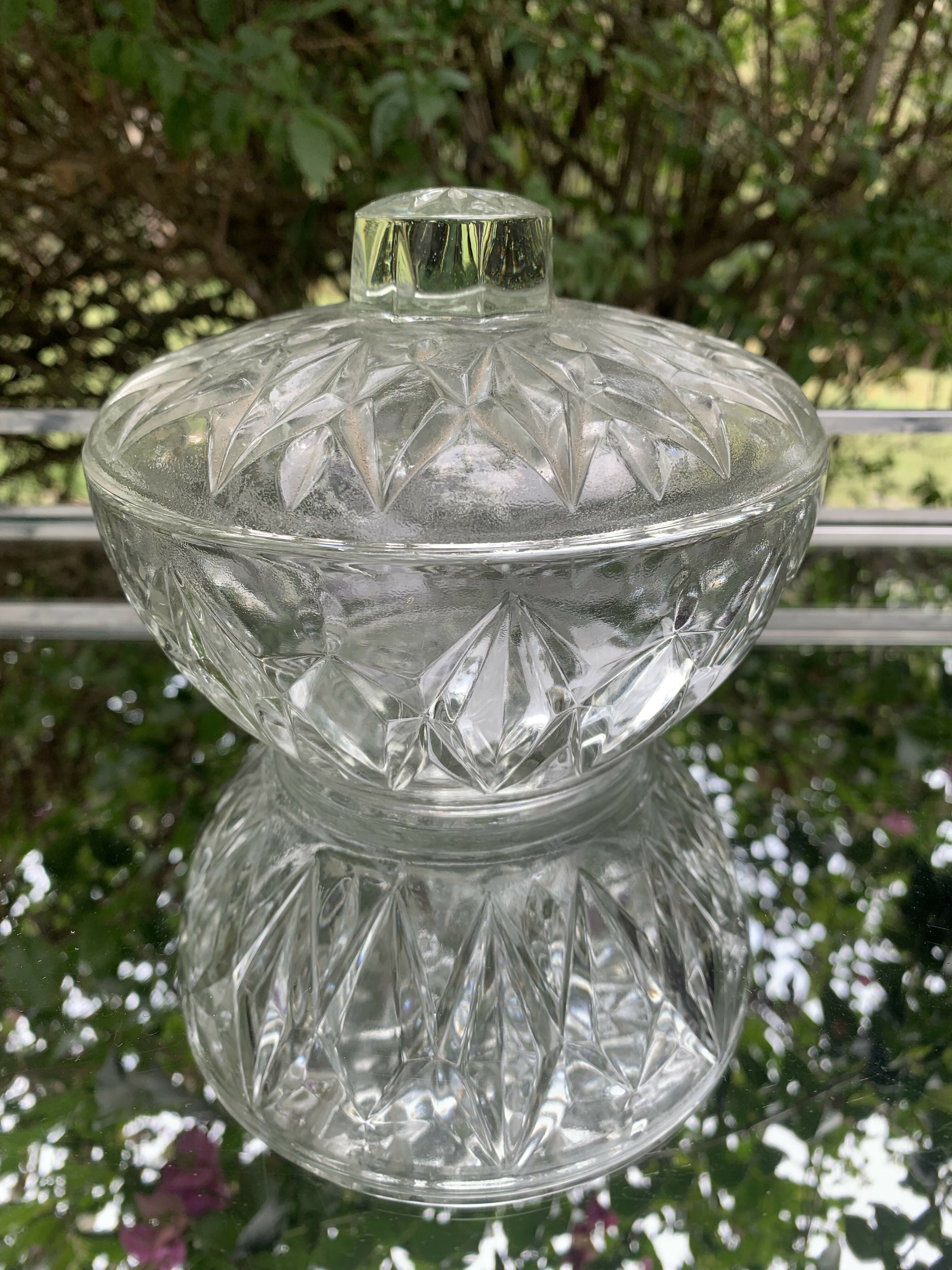 Bomboniere de vidrão retrô