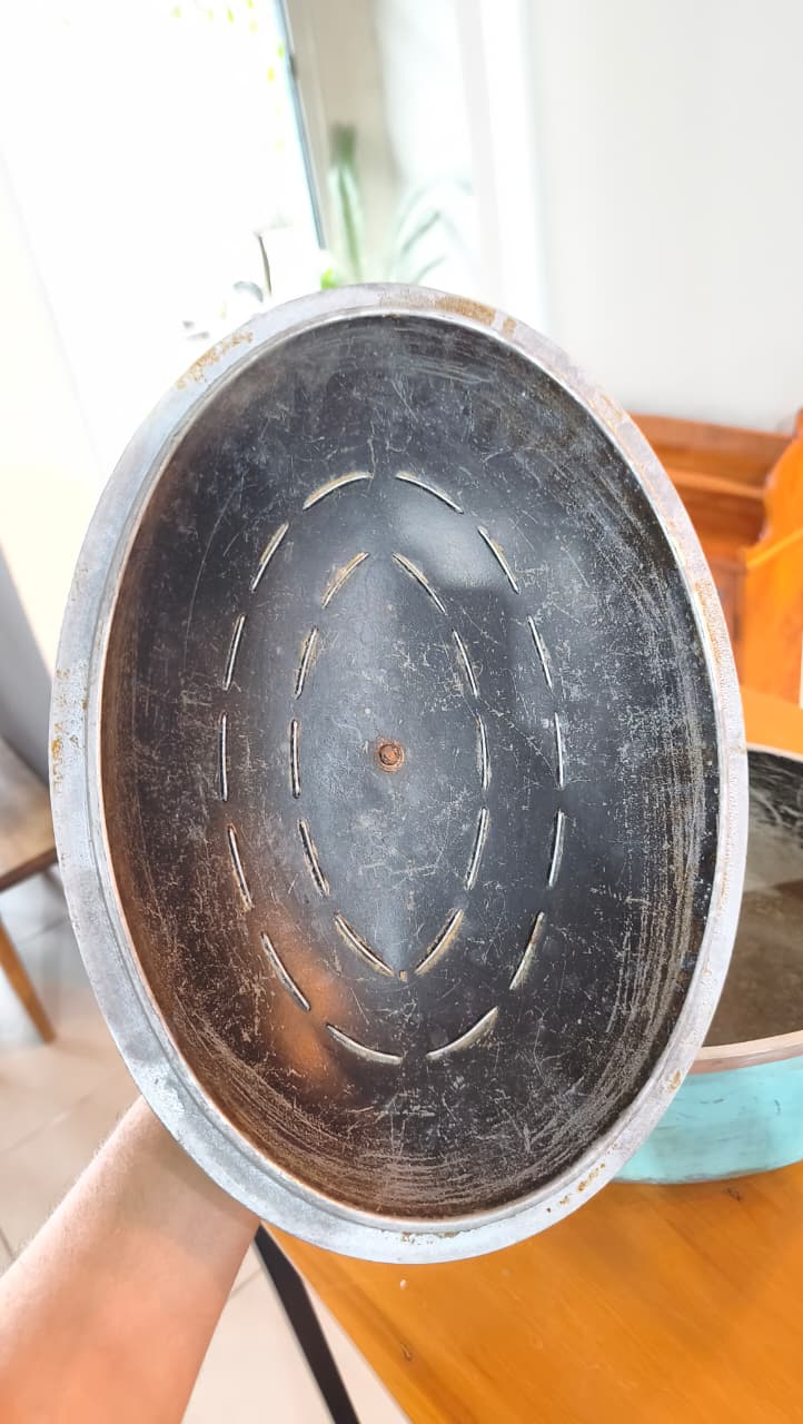Panela Antiga Oval com Tampa – Alumínio Azul Turquesa
