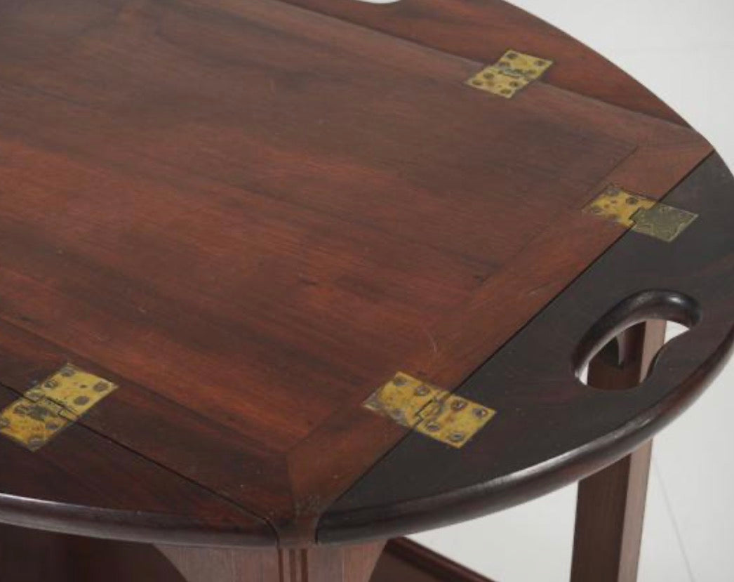 Mesa Auxiliar Oval estilo inglês em madeira com tampo bandeja removível e abas laterais retrateis 