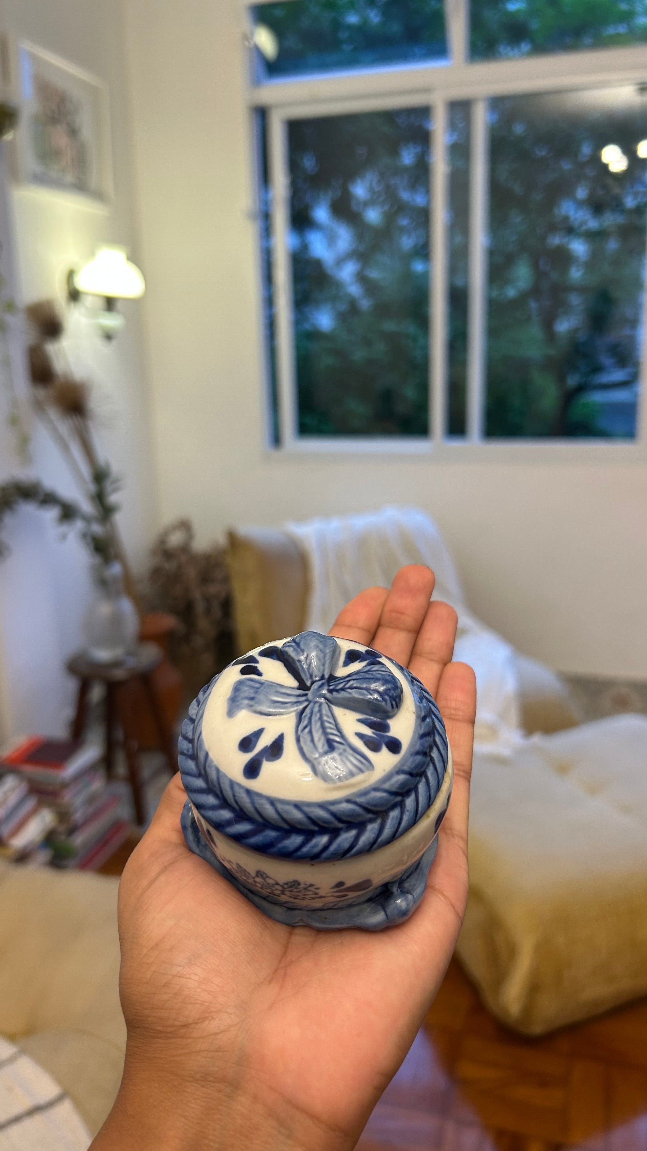 Mini Porta-Joias em Porcelana Azul e Branca