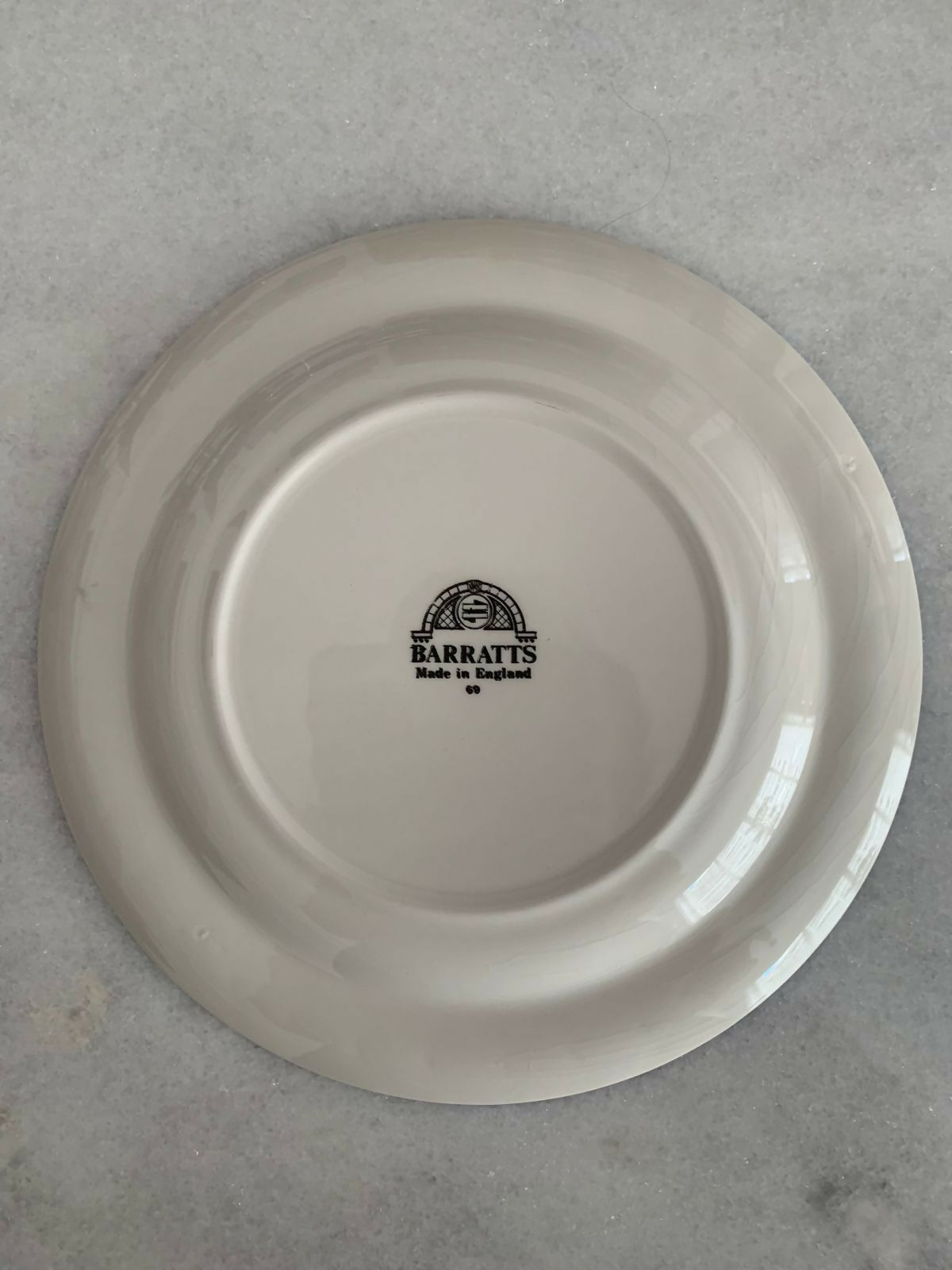Conjunto de 6 pratos rasos em porcelana Barratts