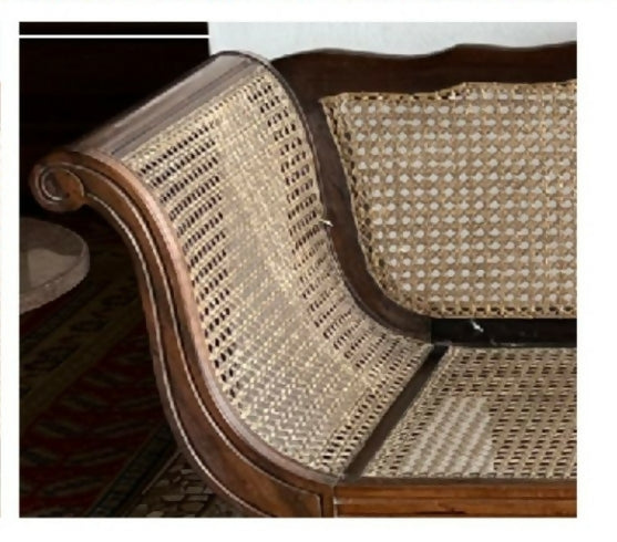 Marquesa antiga em madeira e palhinha