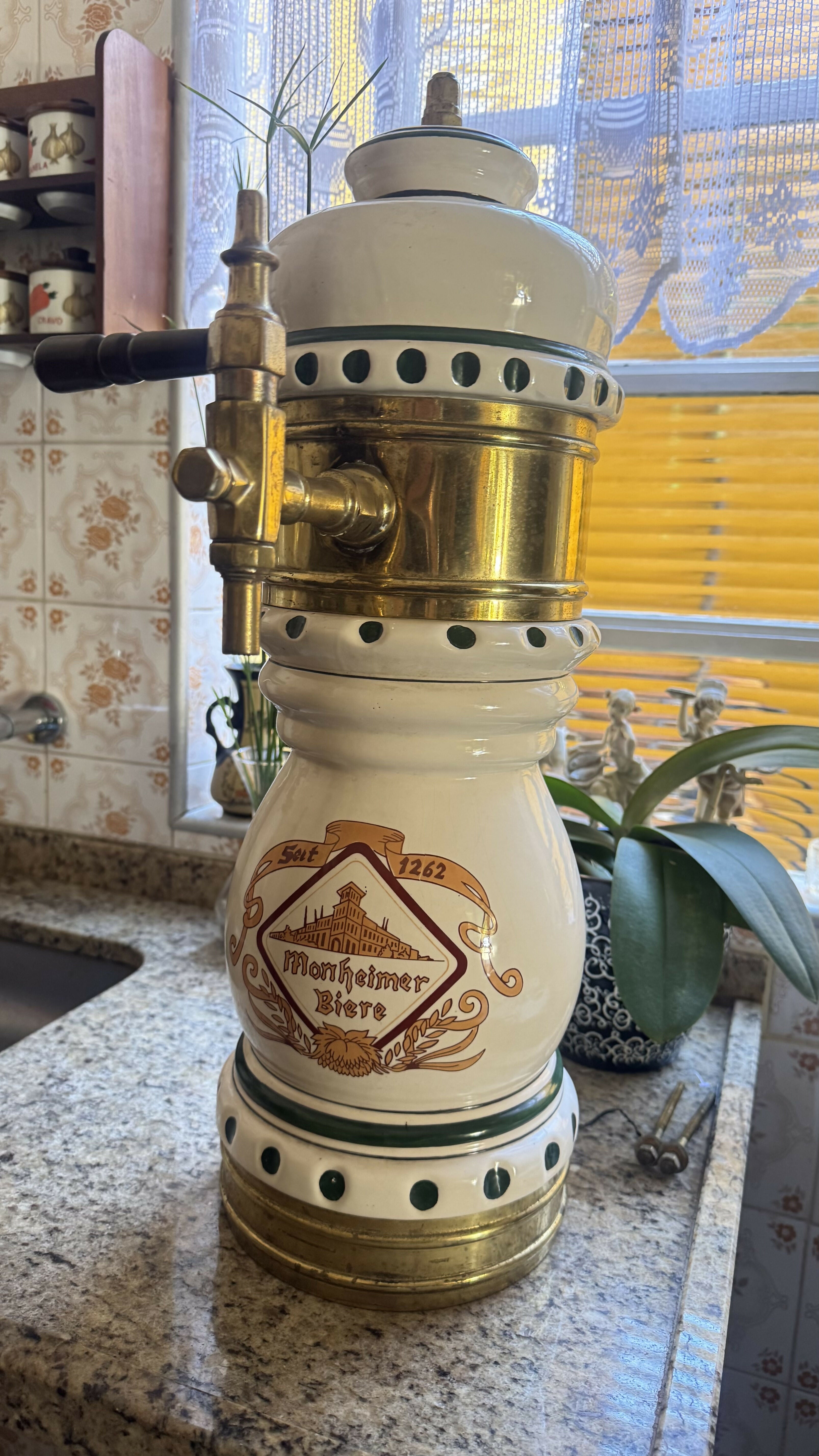 Torre de cerâmica para chopp ou BEER TOWER de mesa