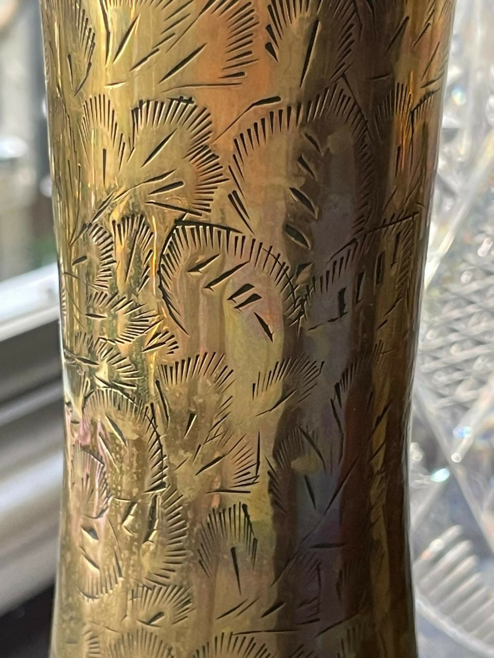 Grande vaso oriental em metal dourado 36cm