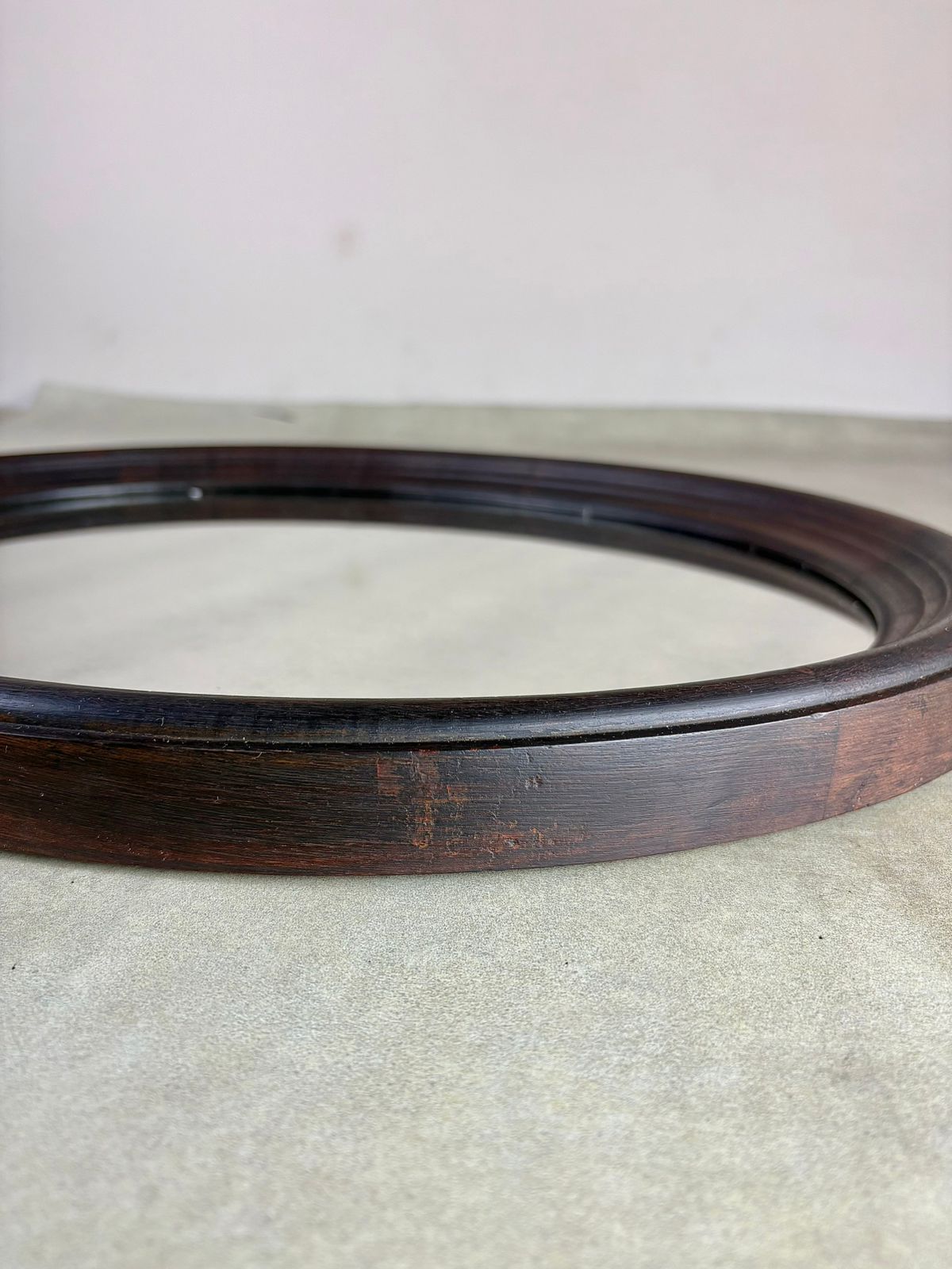 Espelho semi-oval em Jacarandá 60’s