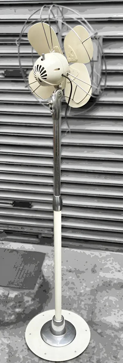 Ventilador de chão Antigo / Vintage Restaurado e funcionando 