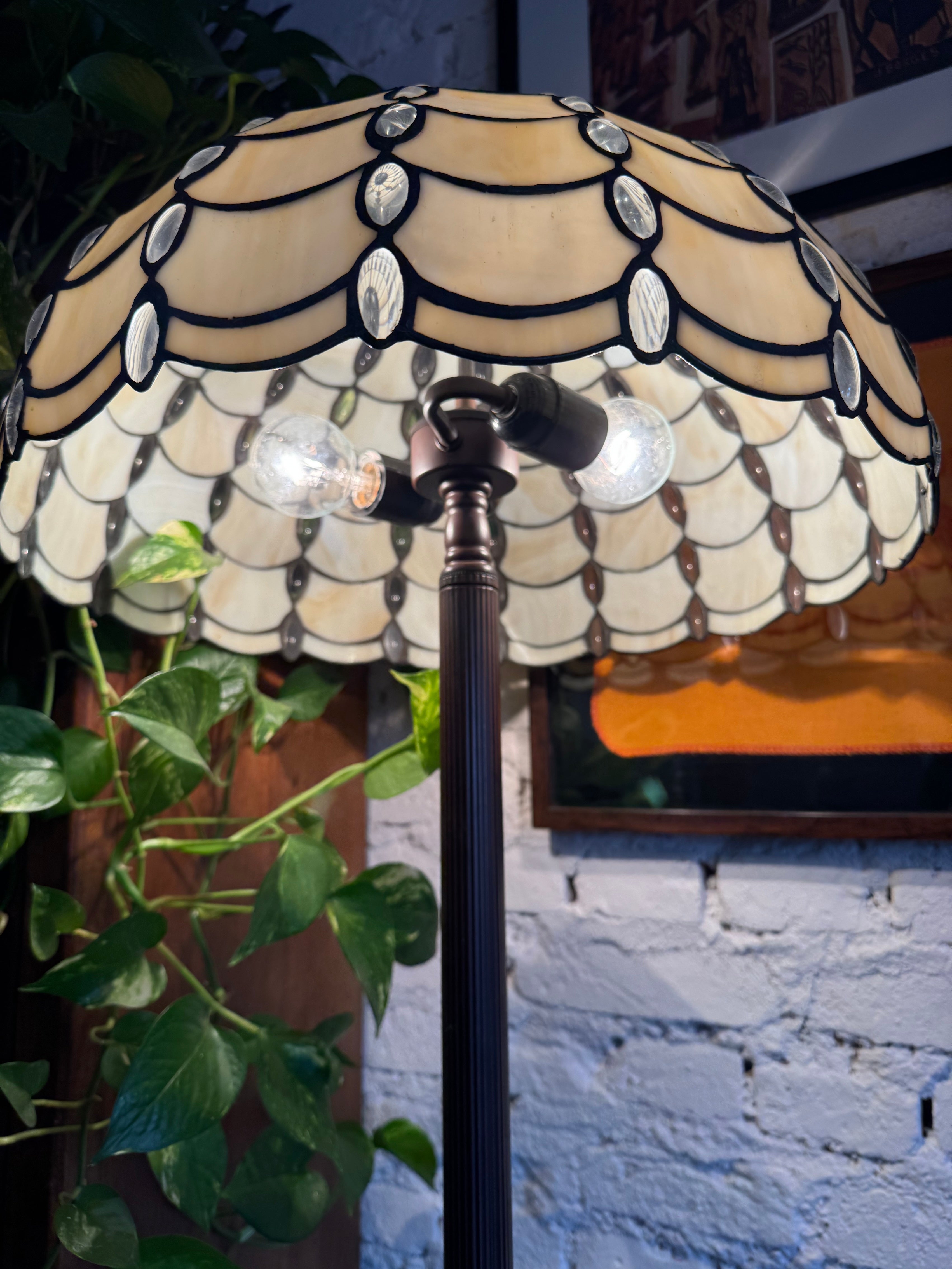 Luminária de Chão estilo Tiffany Art Nouveau em perfeito estado