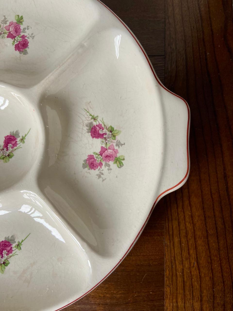 Petisqueira em porcelana Mauá de cinco divisões (DMCPS_314)