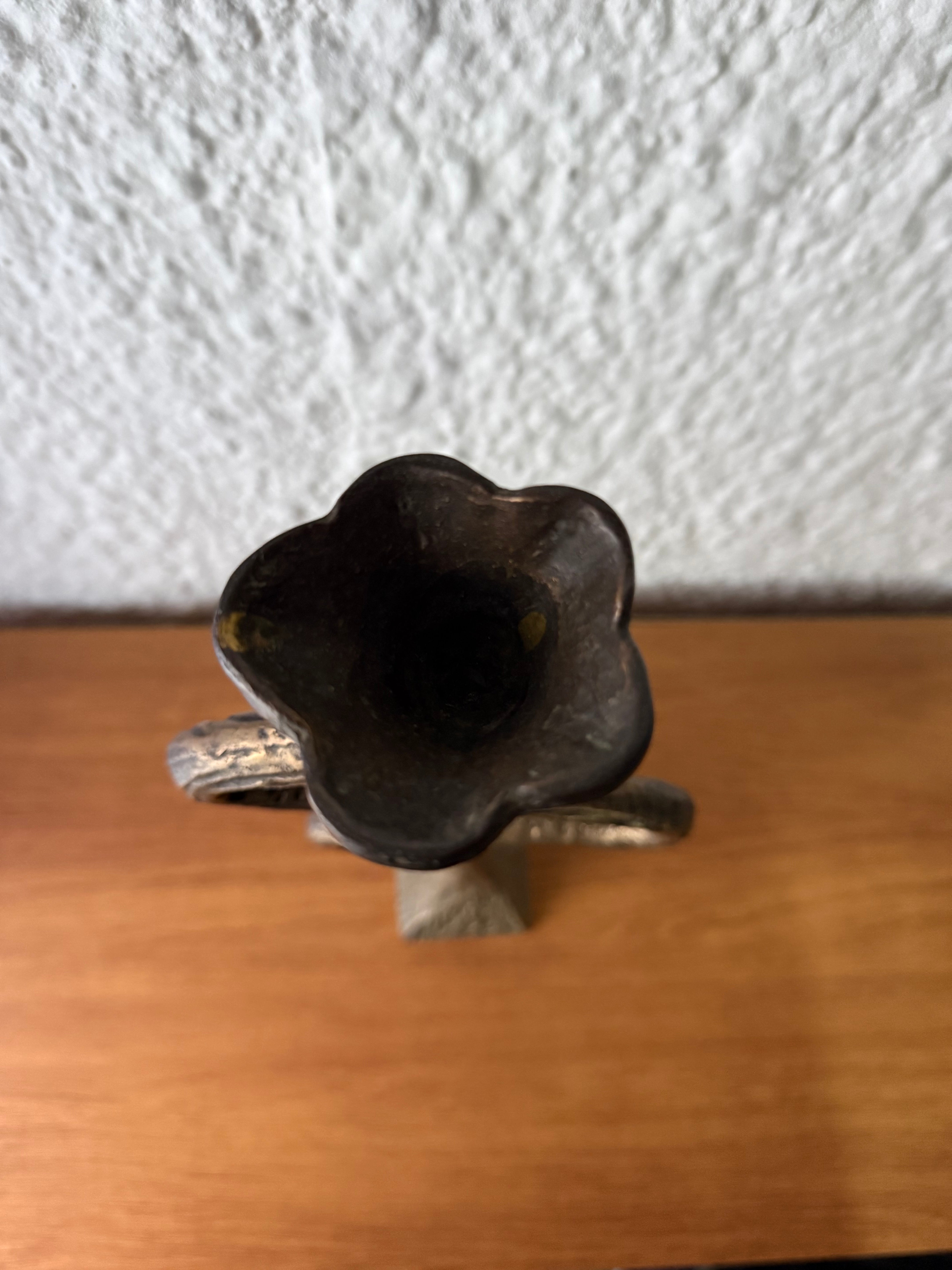Castiçal Escultórico em Bronze/Latão Patinado – Design Orgânico