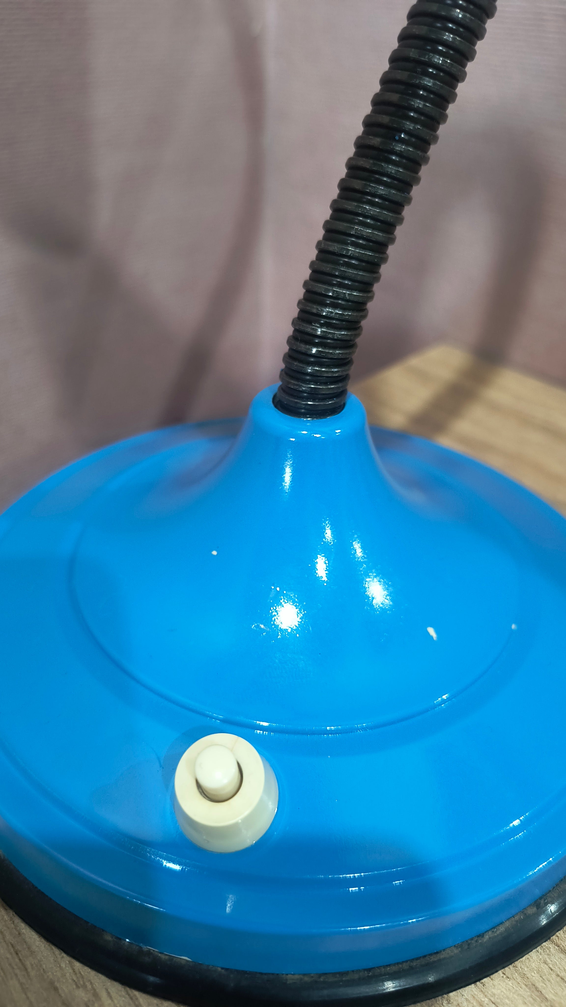 Luminária de mesa azul vintage da década de 70