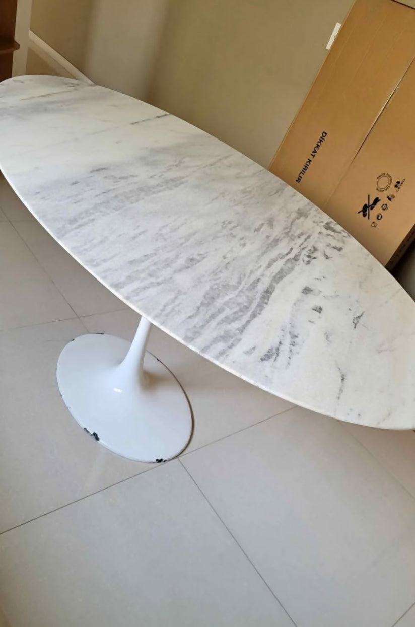 MESA TULIPA OVAL SAARINEN