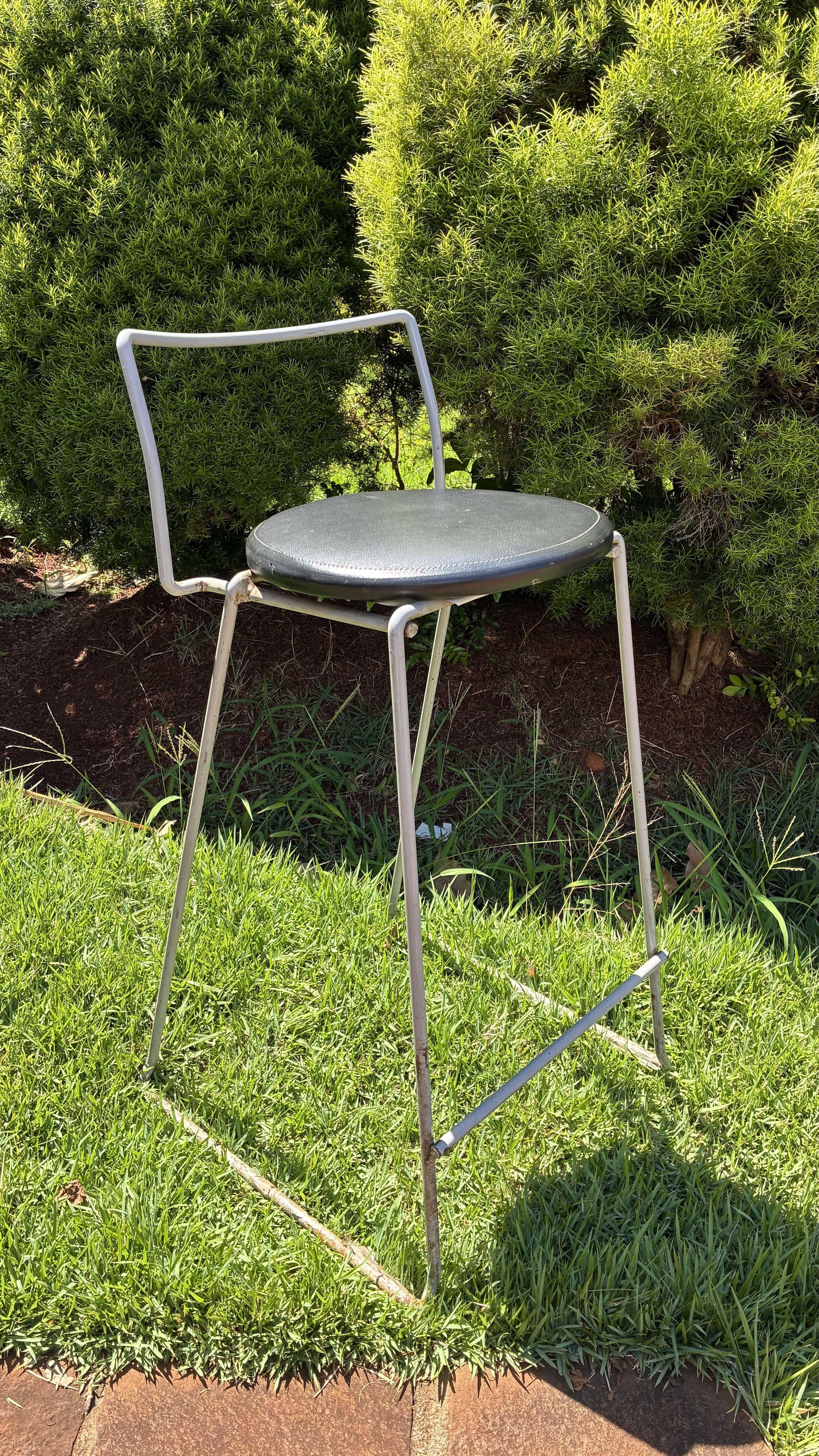 Banquetas Design em Metal (valor unitário)