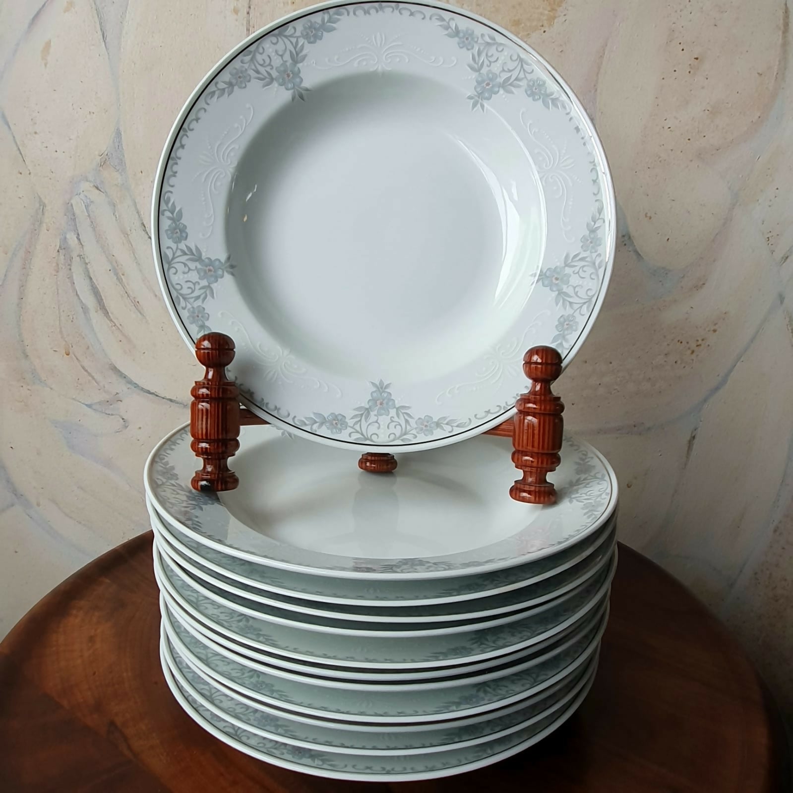 Conjunto de 39 peças jantar em porcelana nacional vintage muito delicada Real - Romântico e chique!