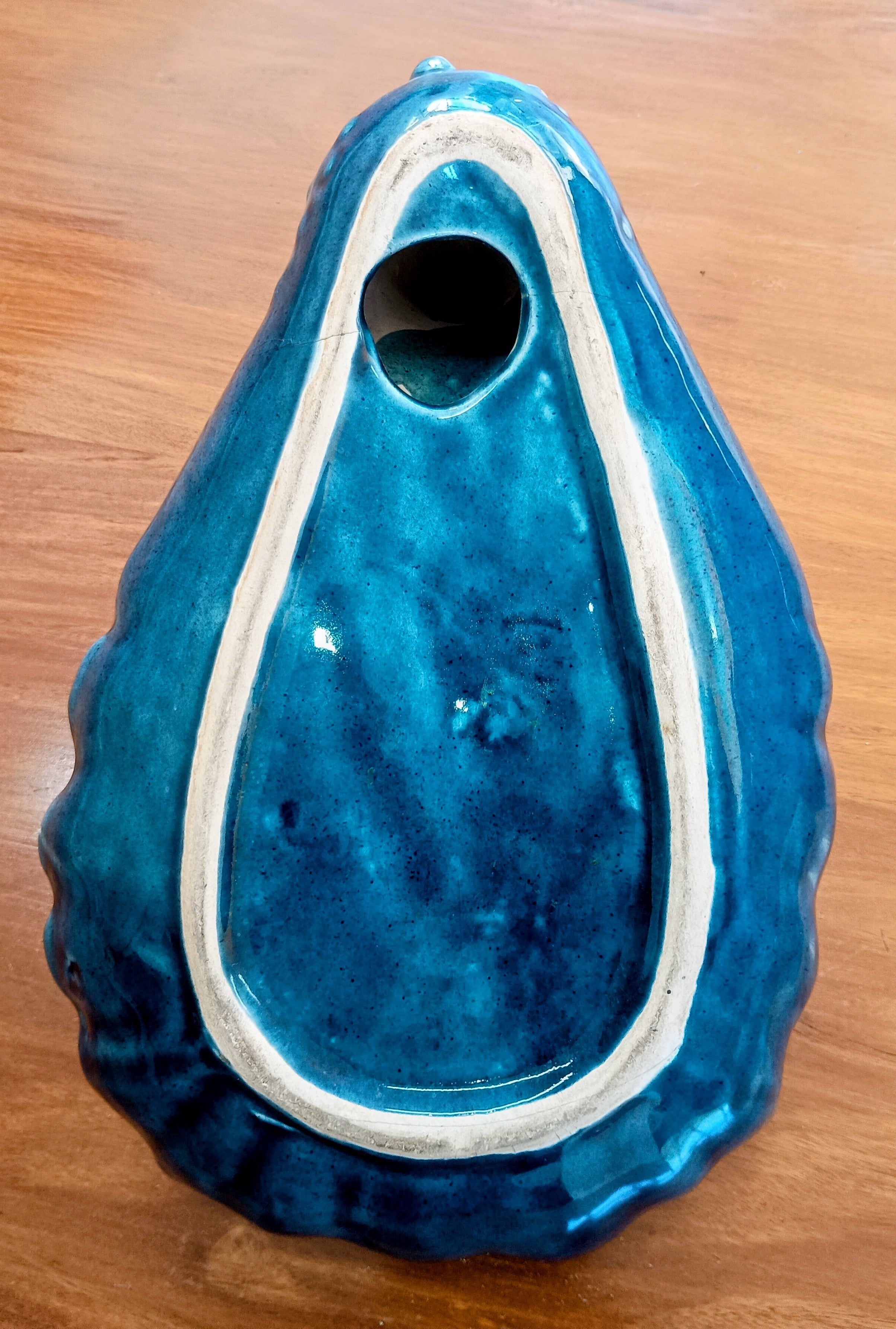 CISNE DECORATIVO EM CERÂMICA VITRIFICADA EM AZUL TURQUESA 