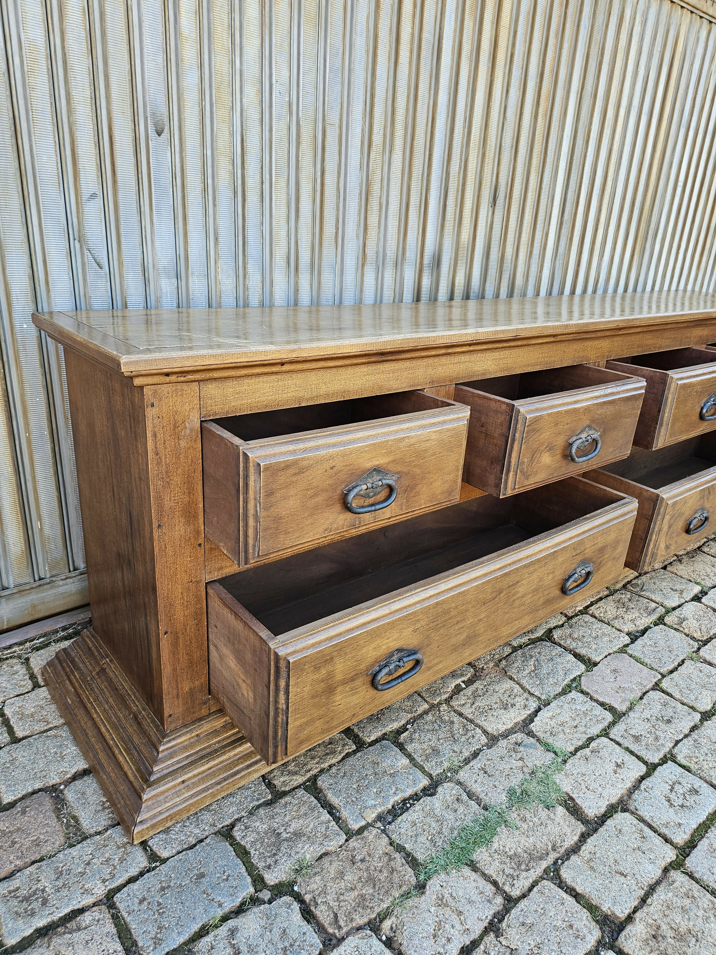 Conjunto Arcaz e Mesa Colonial