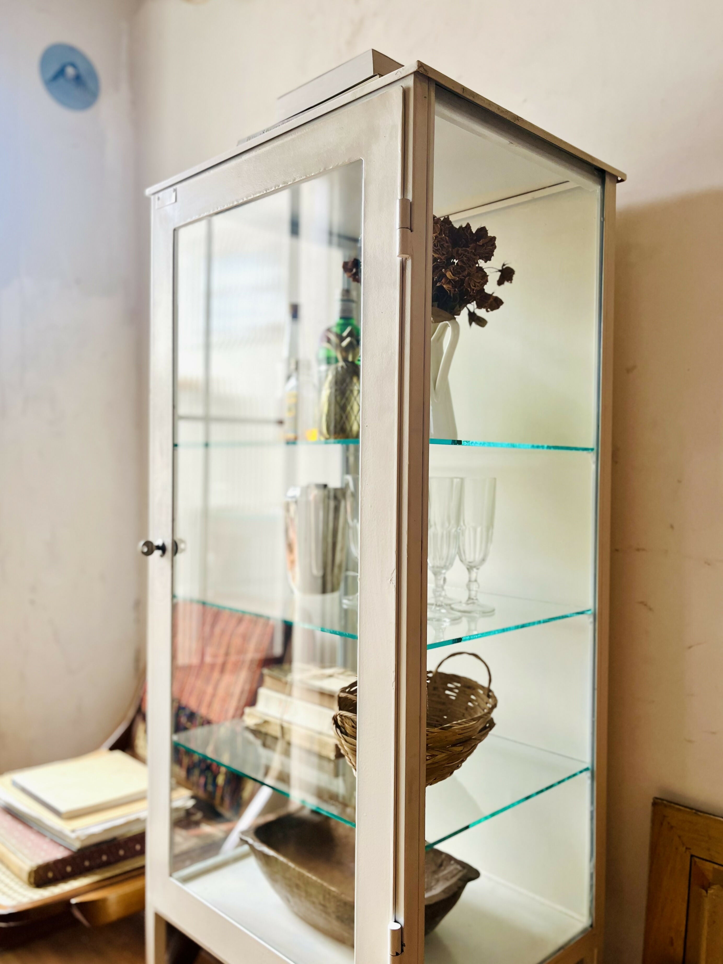 Armário de farmácia original