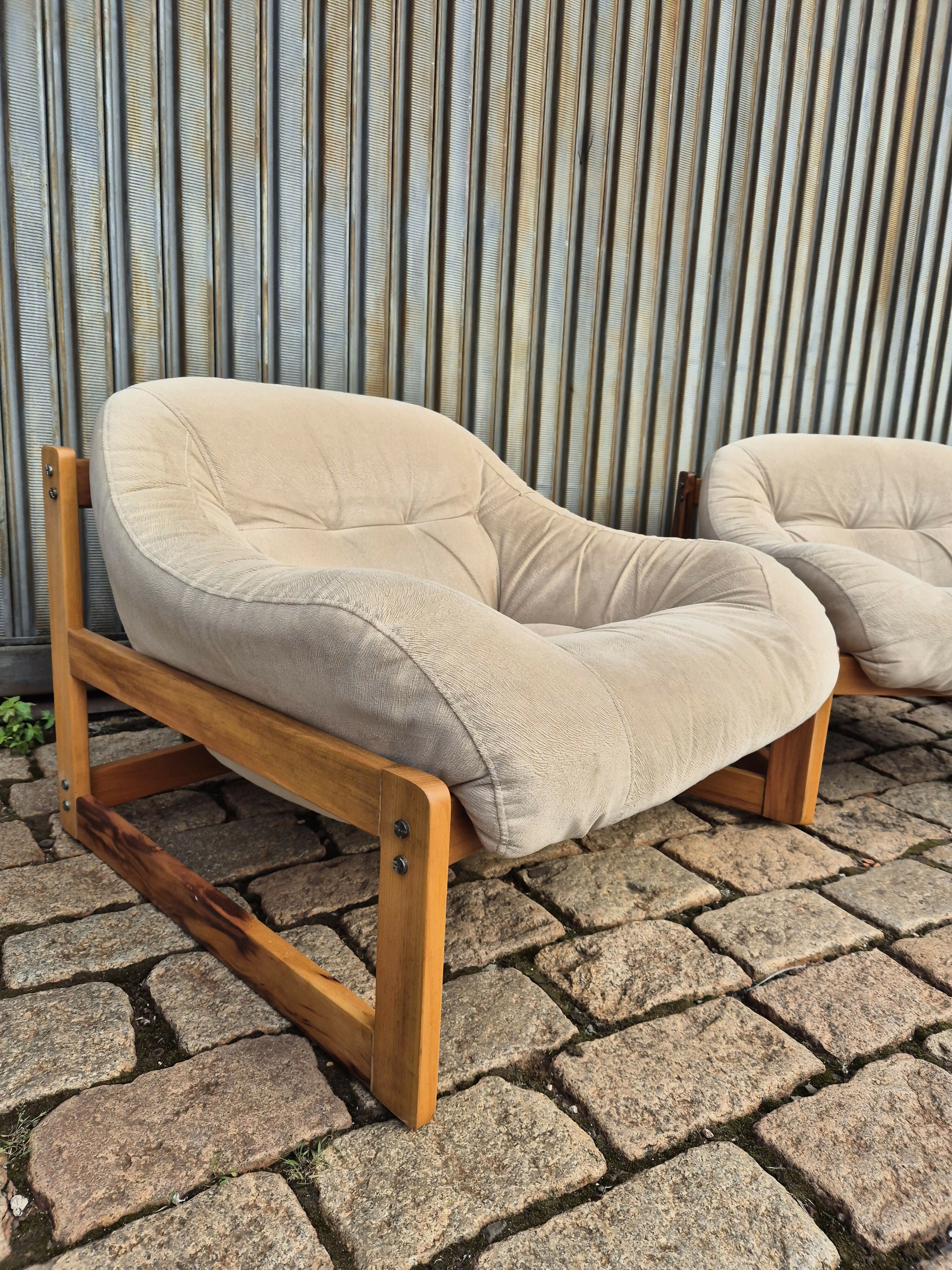 Raro par de poltronas Percival Lafer