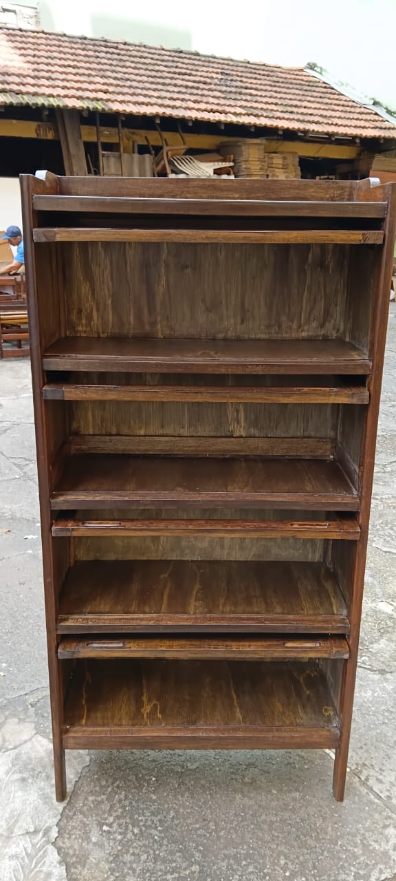 Estante basculante livreiro 4 portas 
