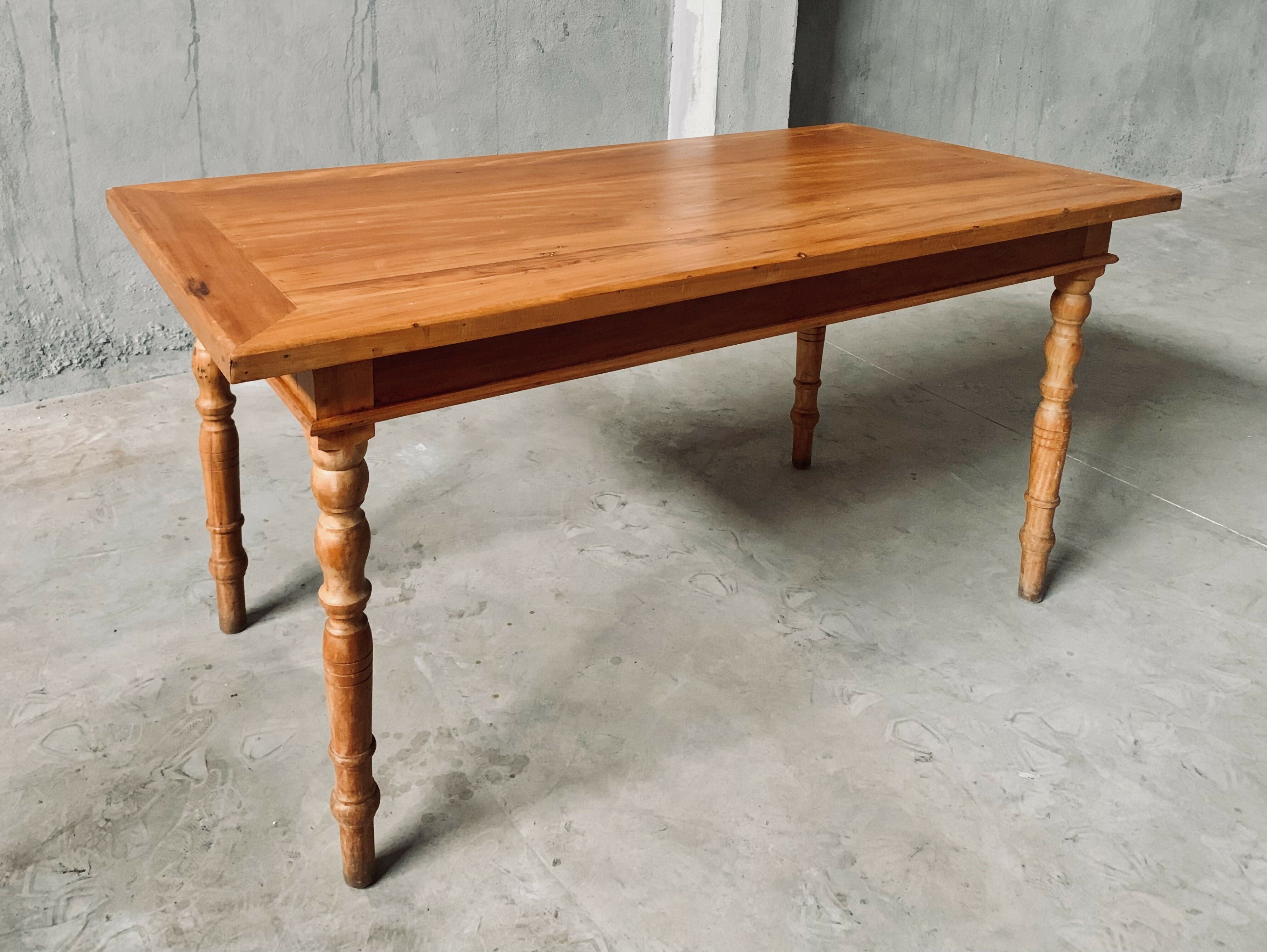 Mesa estilo rústico