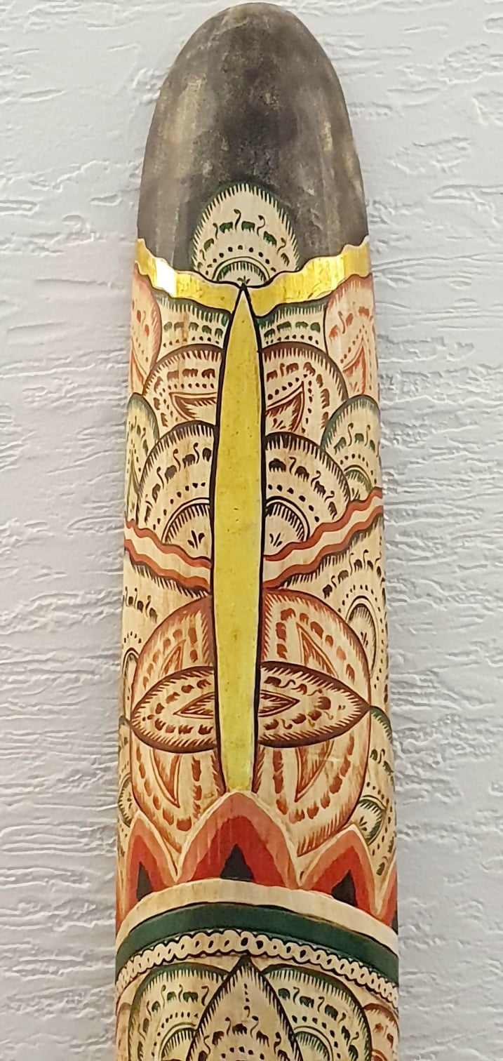 Lindíssima e enorme máscara Tiki indonésia. Perfeito estado!